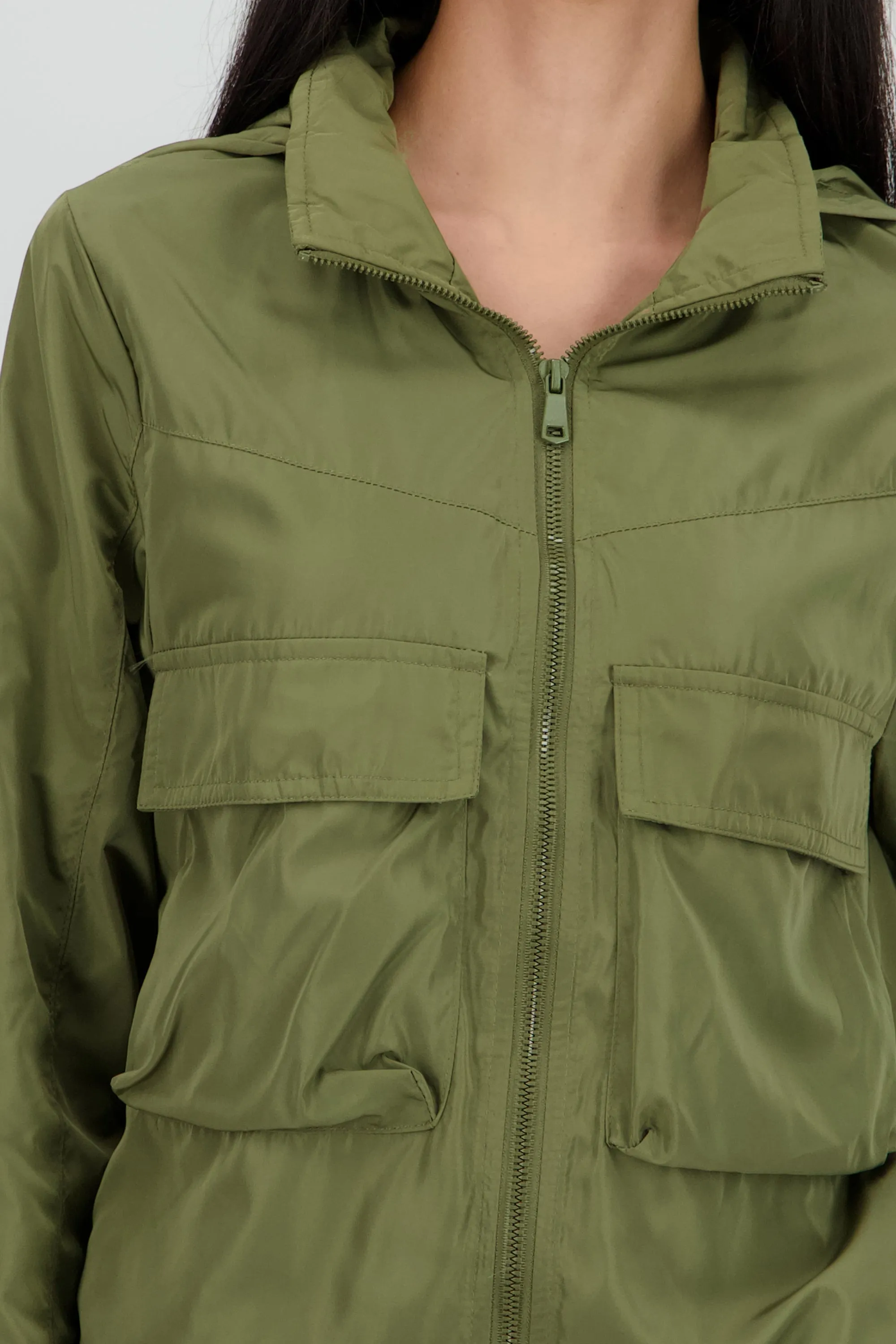 Chamarra ligera detalle bolsas cargo sold by Shasa product image thumbnail 5