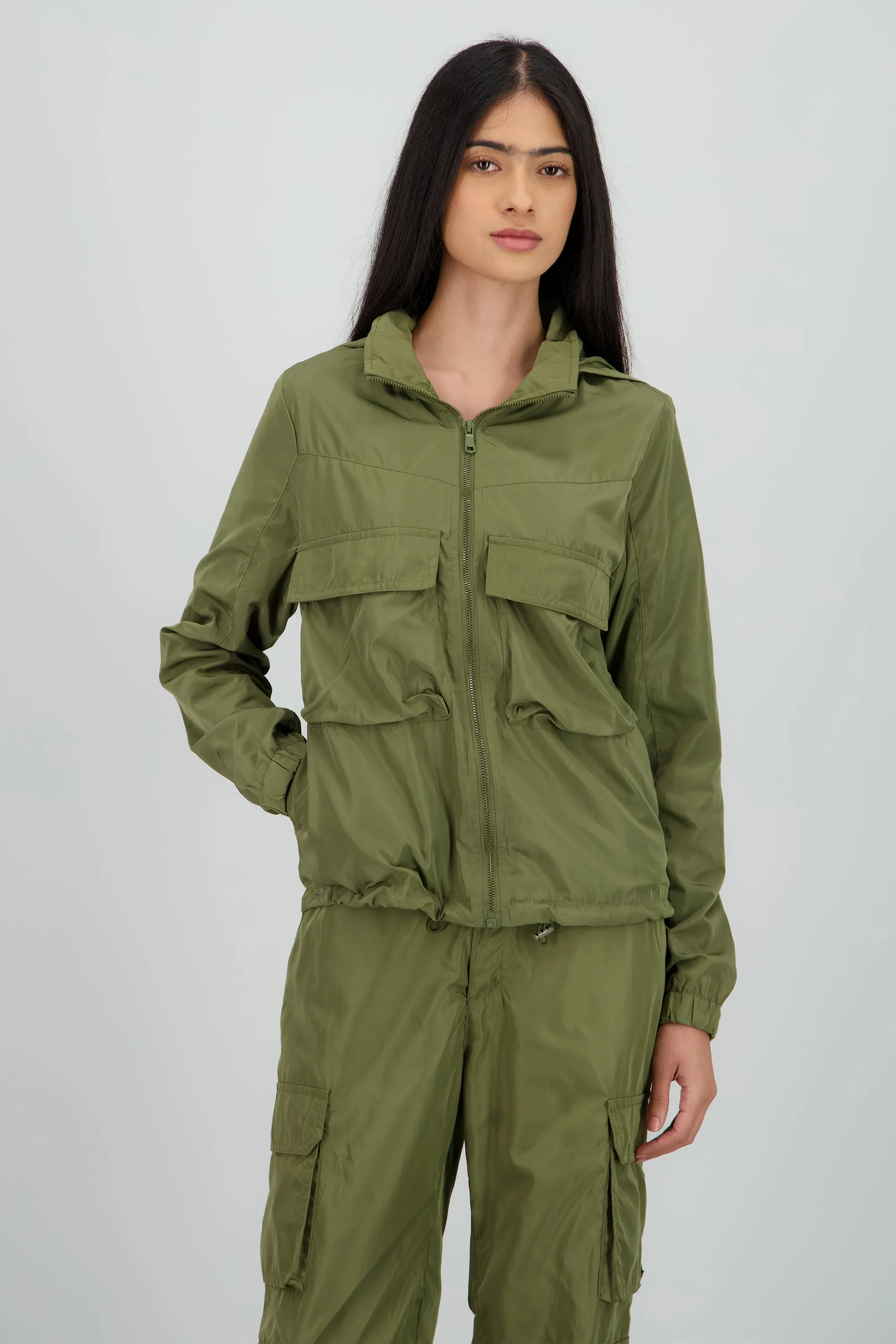 Chamarra ligera detalle bolsas cargo sold by Shasa product image thumbnail 2