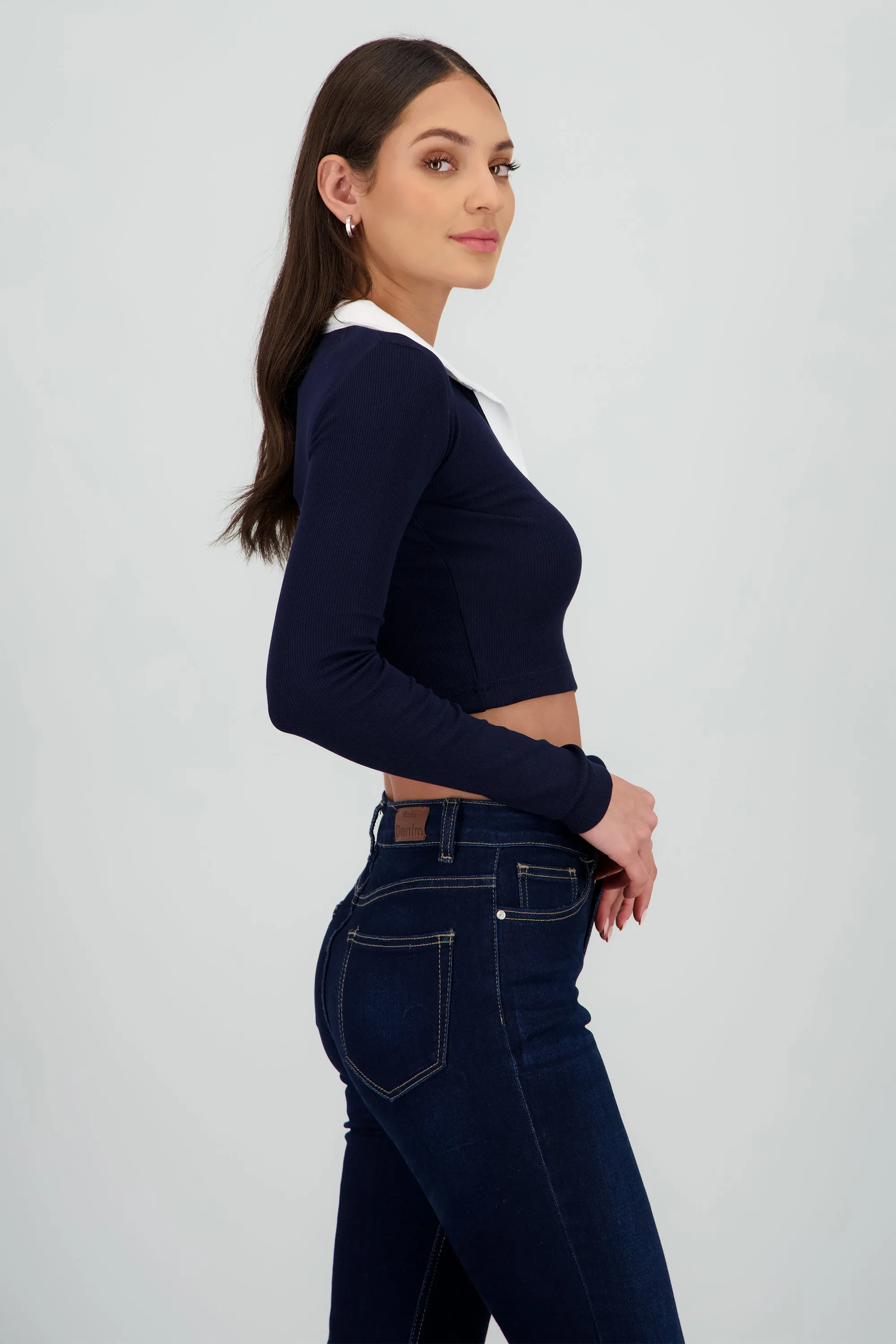 Top cuello polo manga larga contraste sold by Shasa product image thumbnail 3