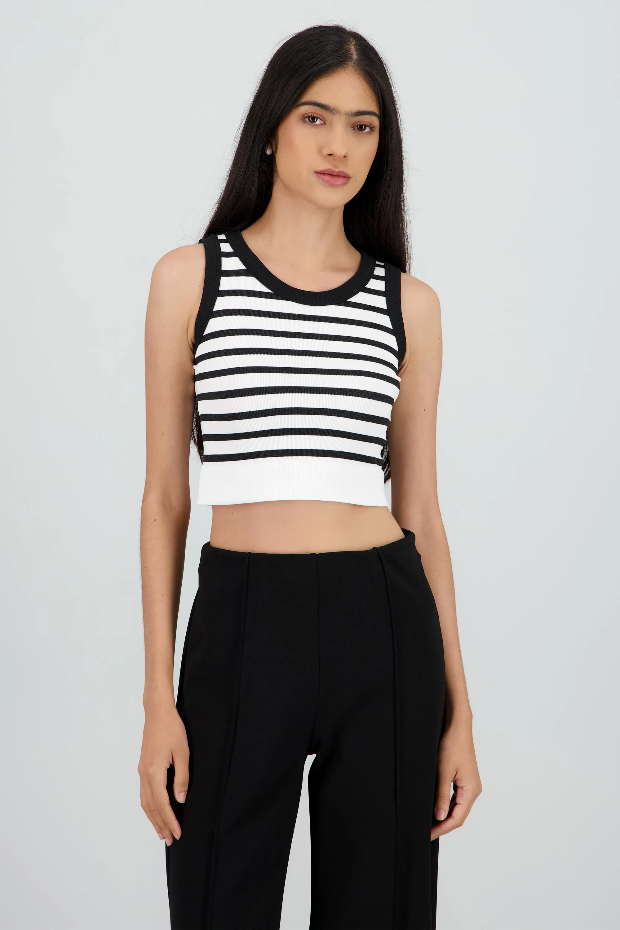 Crop Top De Rayas Sin Manga sold by Shasa