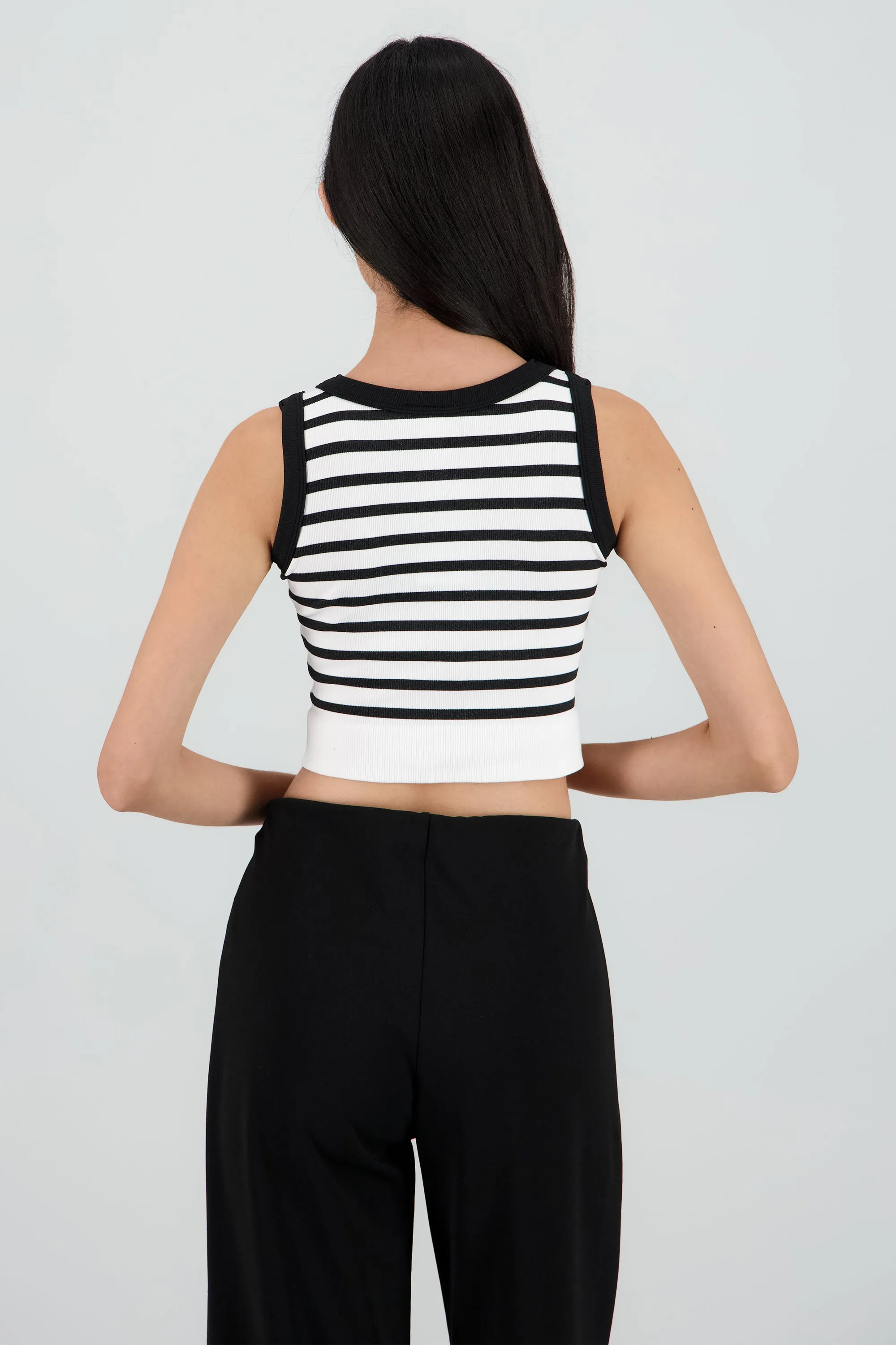 Crop Top De Rayas Sin Manga sold by Shasa product image thumbnail 4