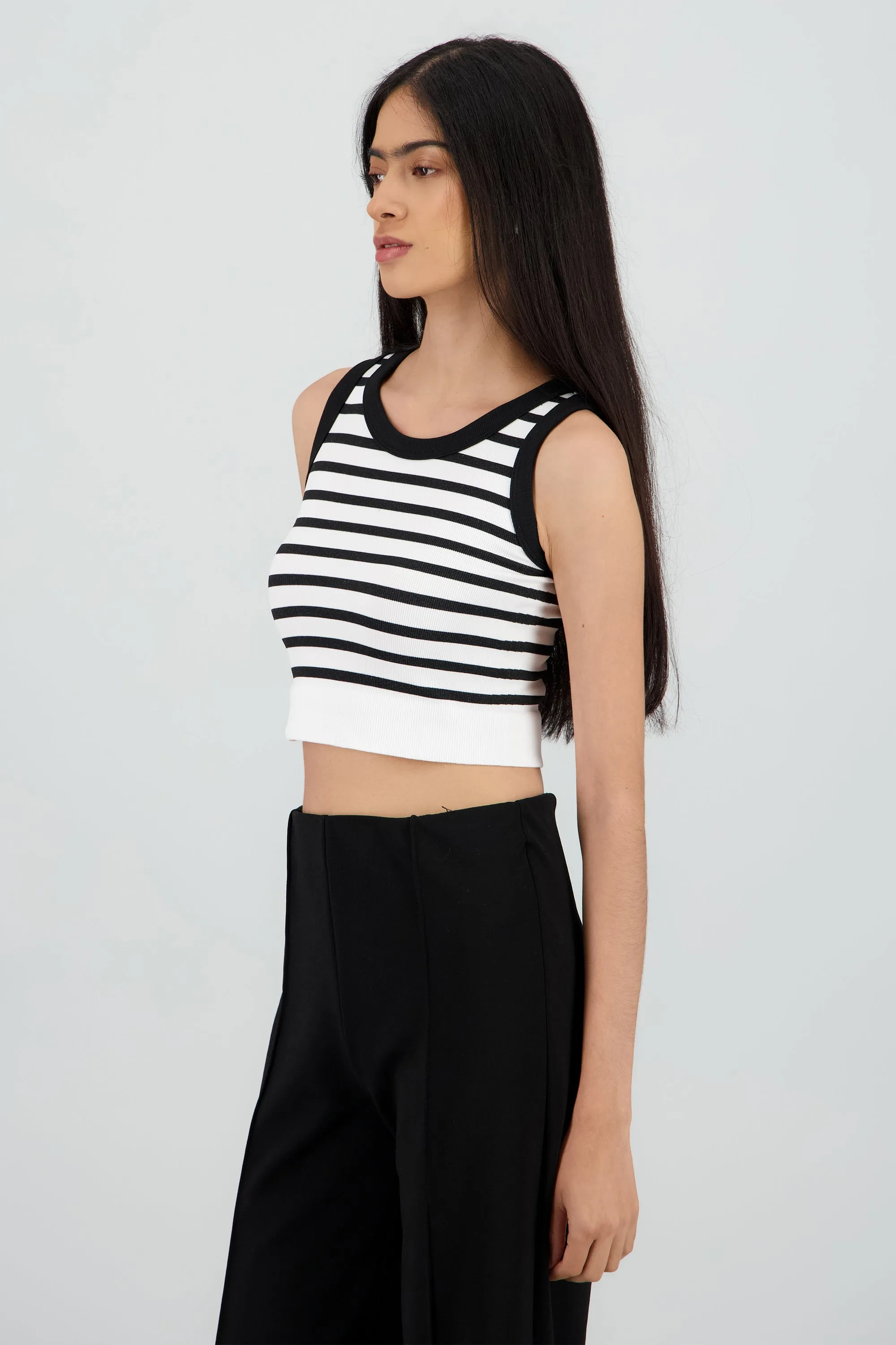 Crop Top De Rayas Sin Manga sold by Shasa product image thumbnail 3