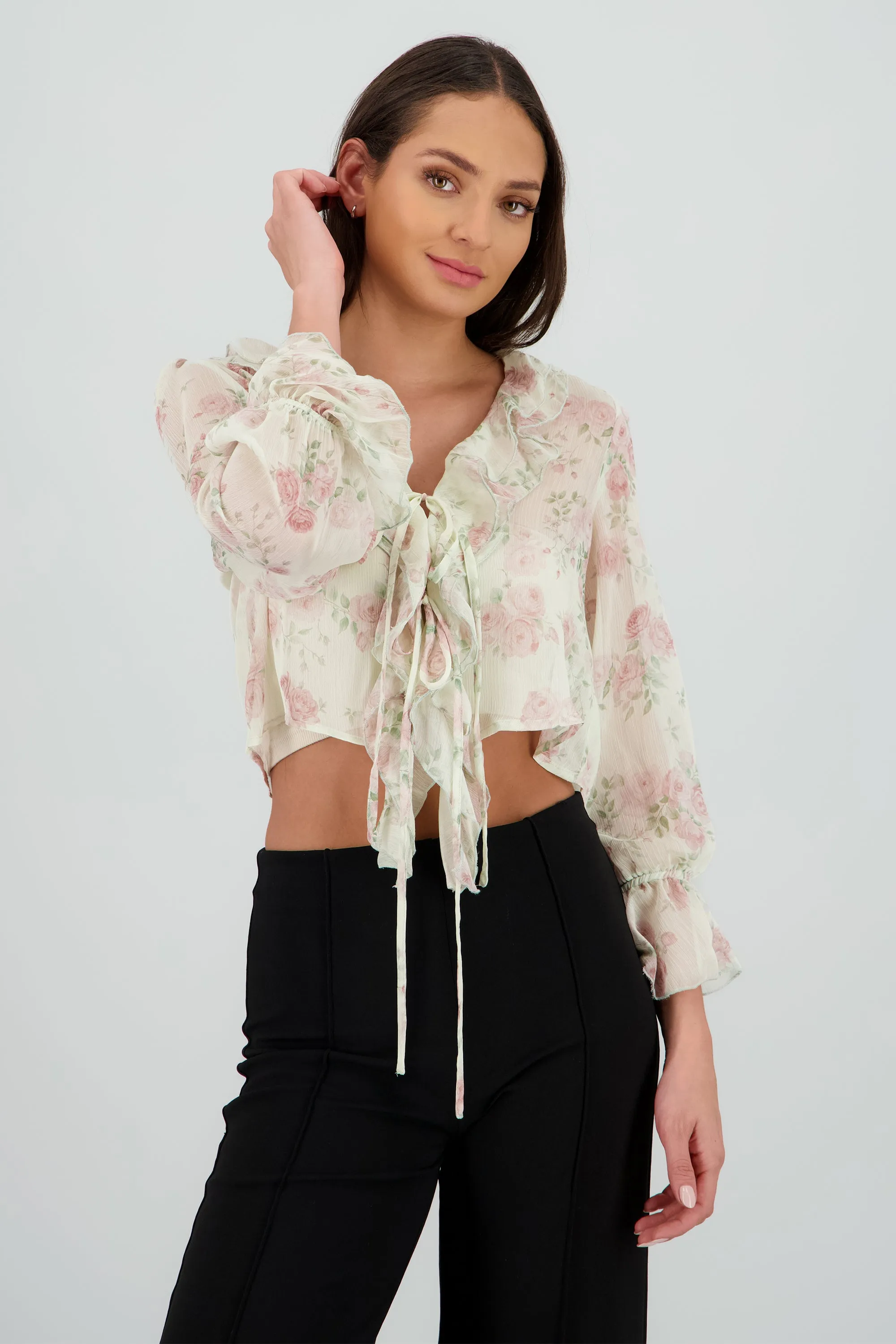 Blusa con mini olanes sold by Shasa