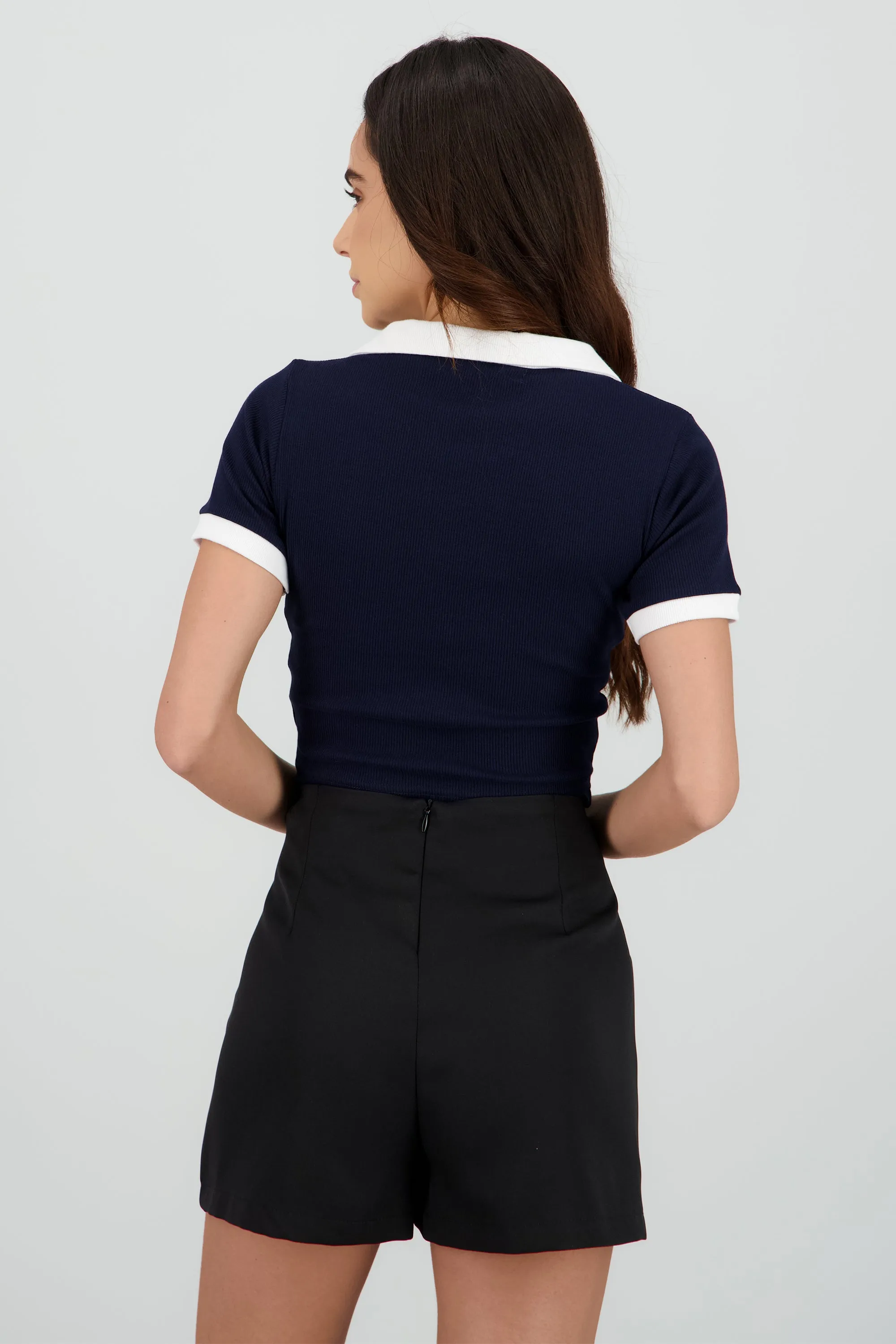 Top cuello polo contraste en mangas sold by Shasa product image thumbnail 4