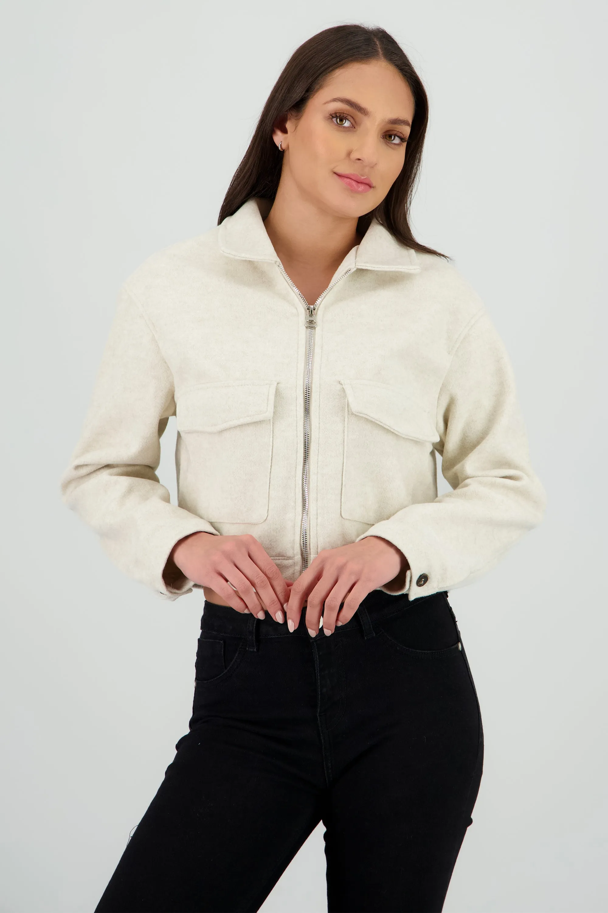 Chamarra con cierre det bolsas sold by Shasa product image thumbnail 2