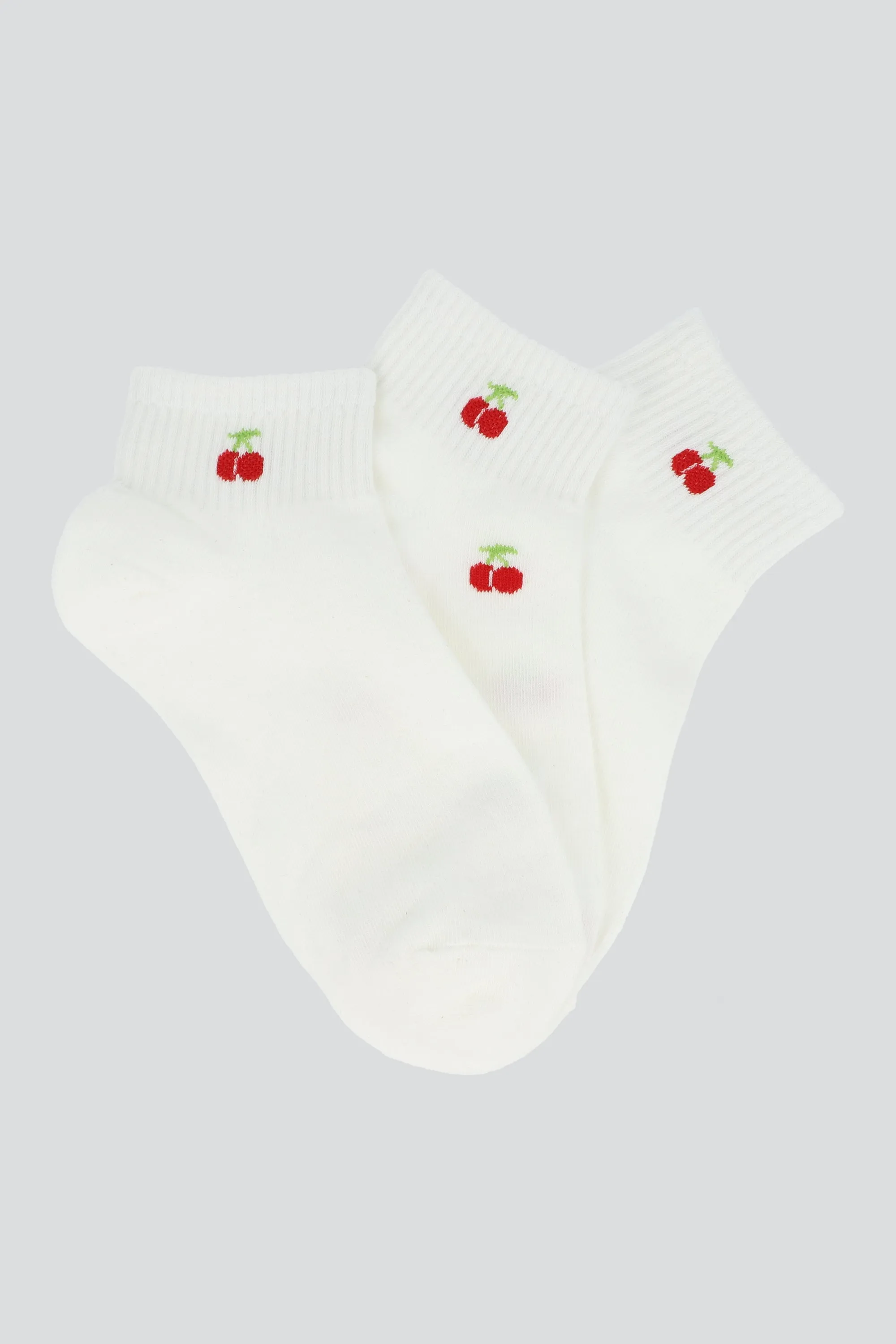 3 pack tin frutas sold by Shasa