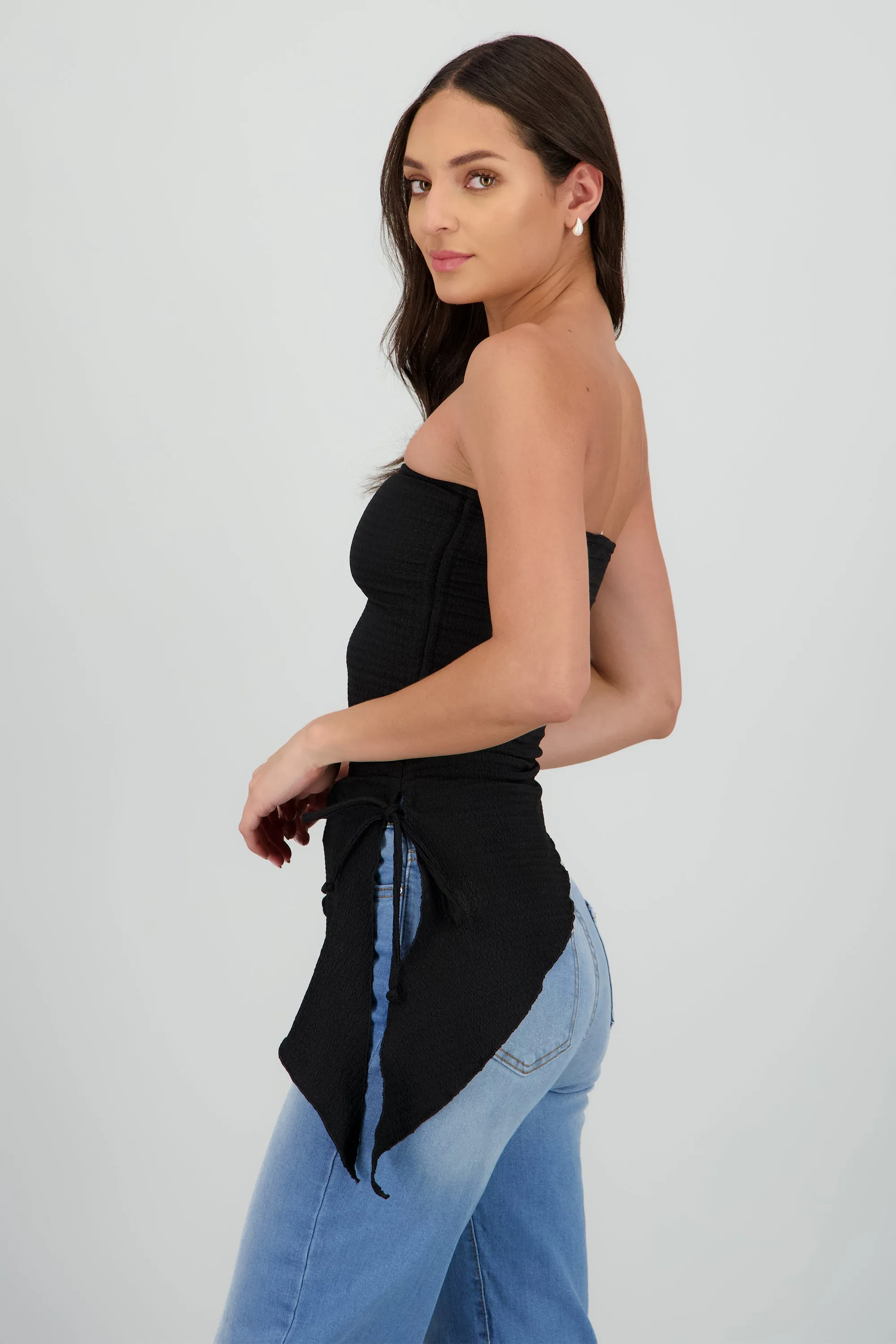 Top asimetrico textura sold by Shasa product image thumbnail 3