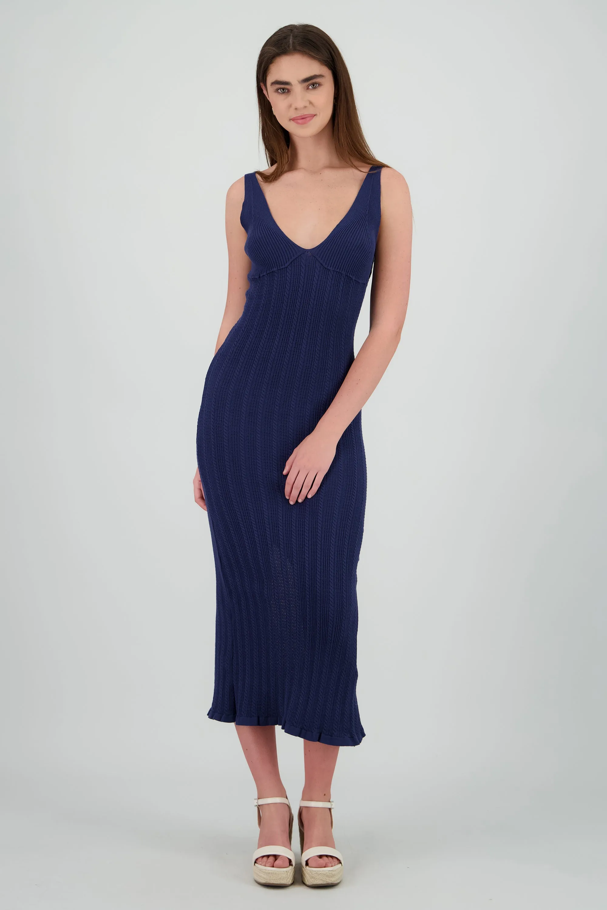 Vestido maxi cuello V sold by Shasa product image thumbnail 2