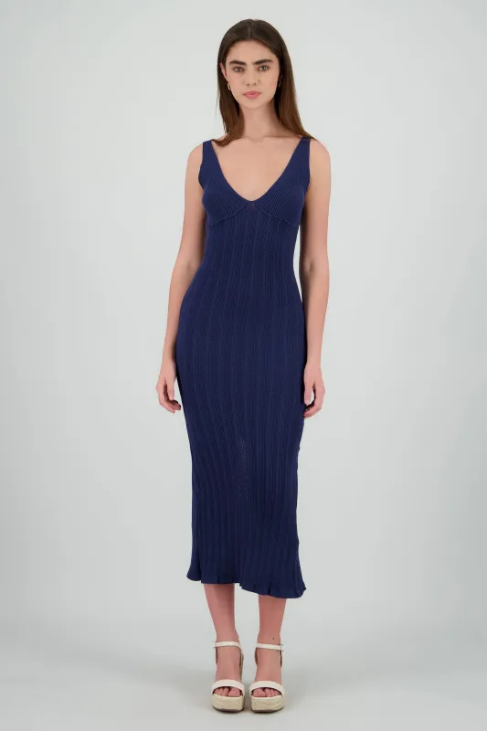 Vestido maxi cuello V sold by Shasa