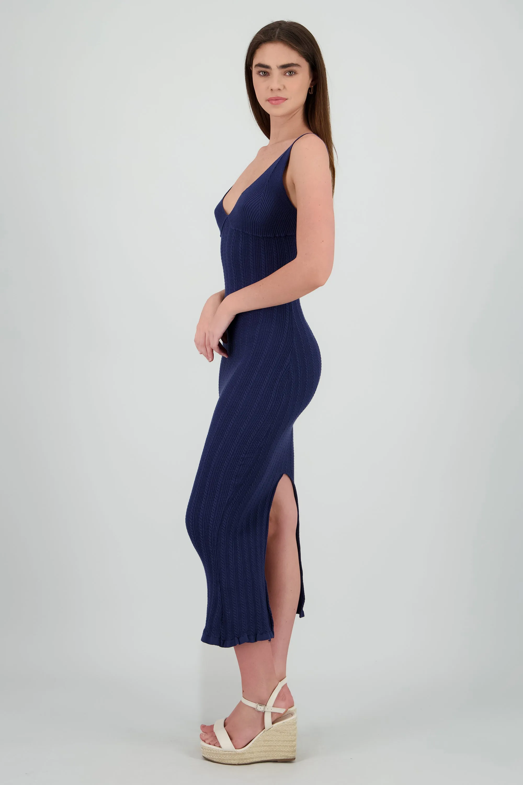 Vestido maxi cuello V sold by Shasa product image thumbnail 3