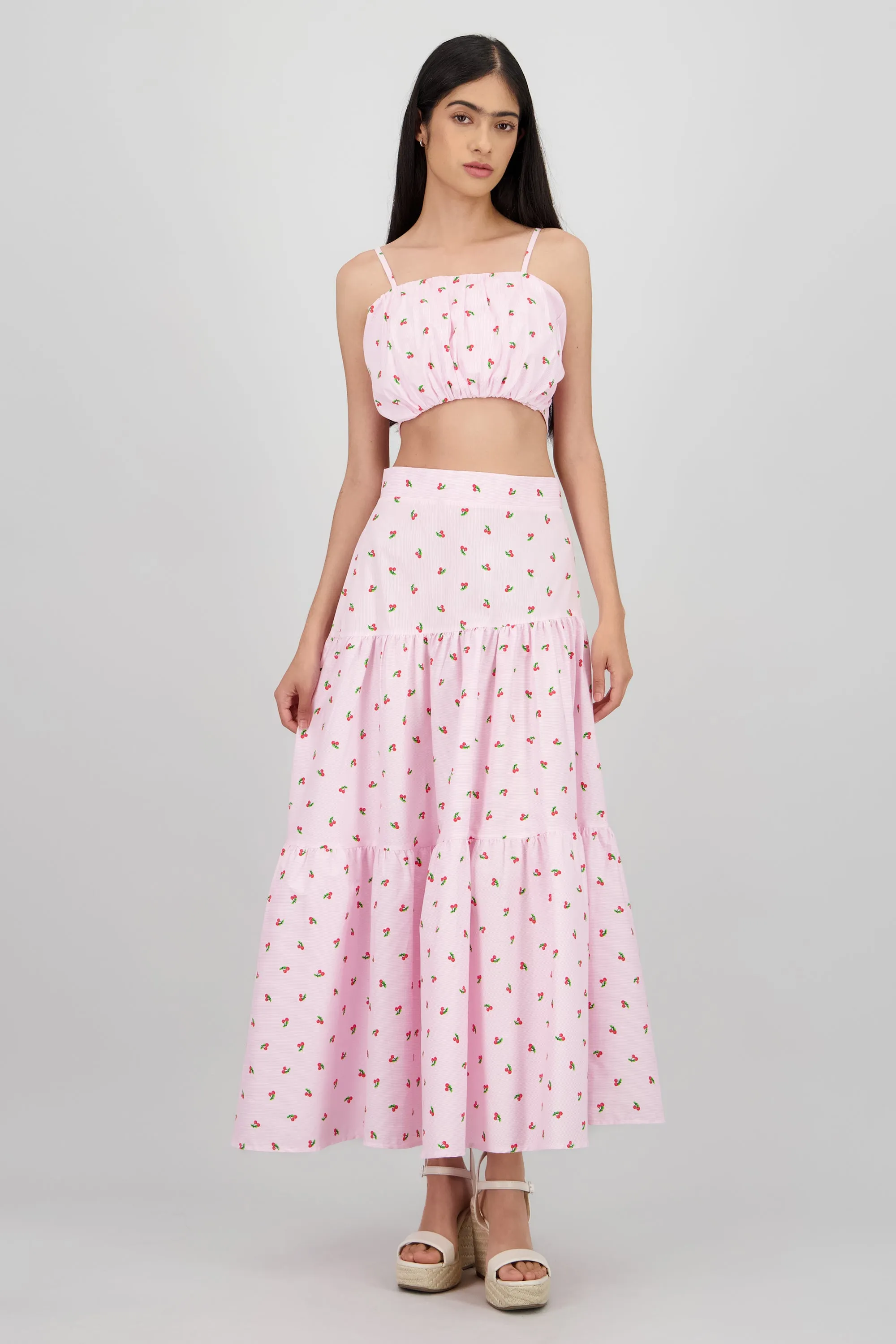 Falda midi olanes detalle frunces sold by Shasa