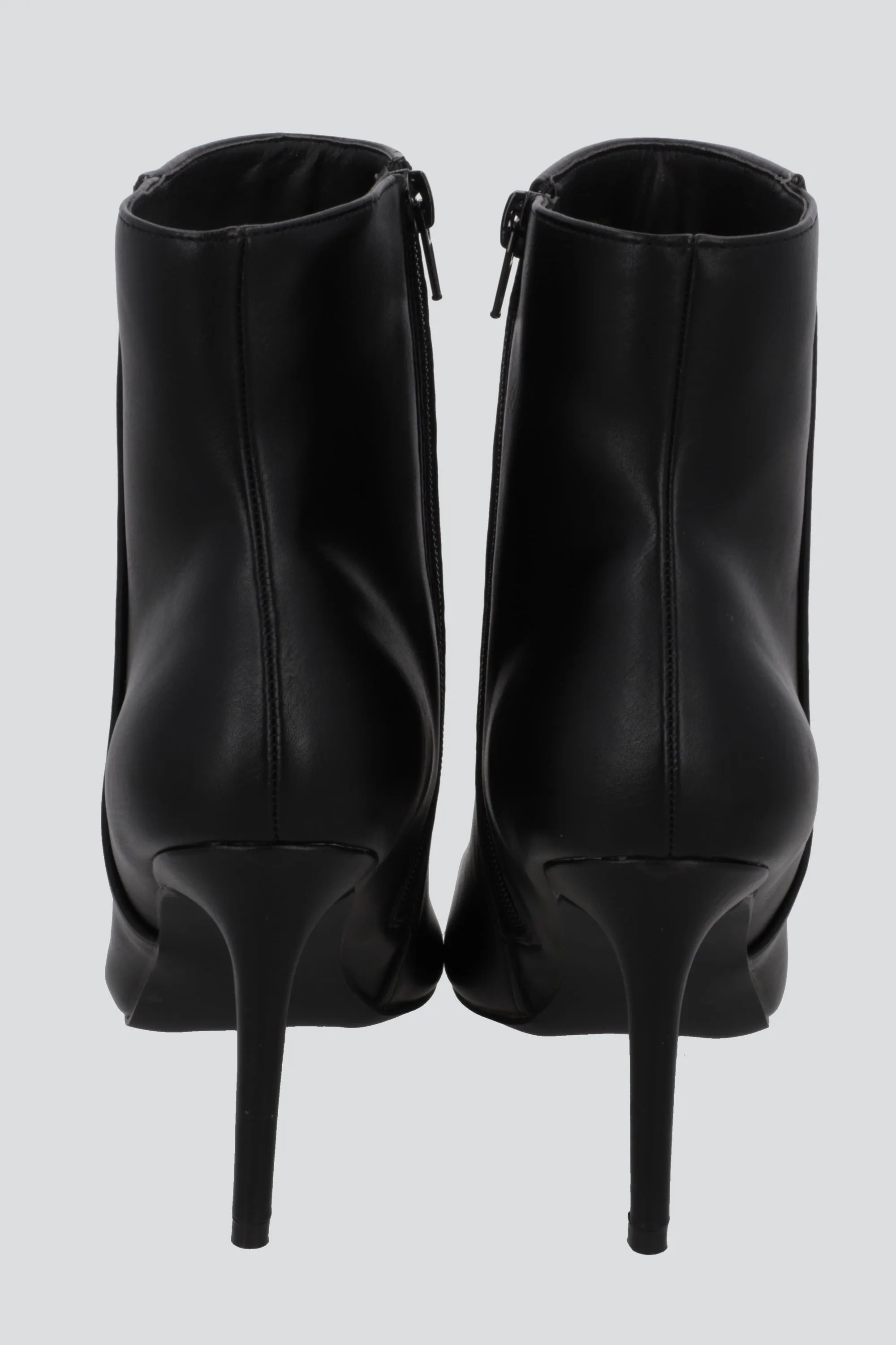 Botin pointy basico sold by Shasa product image thumbnail 4