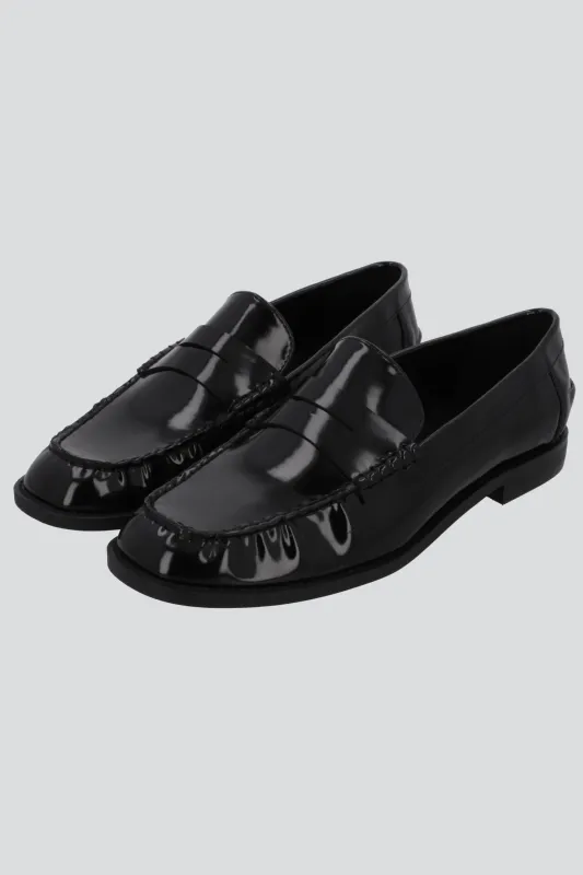 Loafer penny clasico sold by Shasa