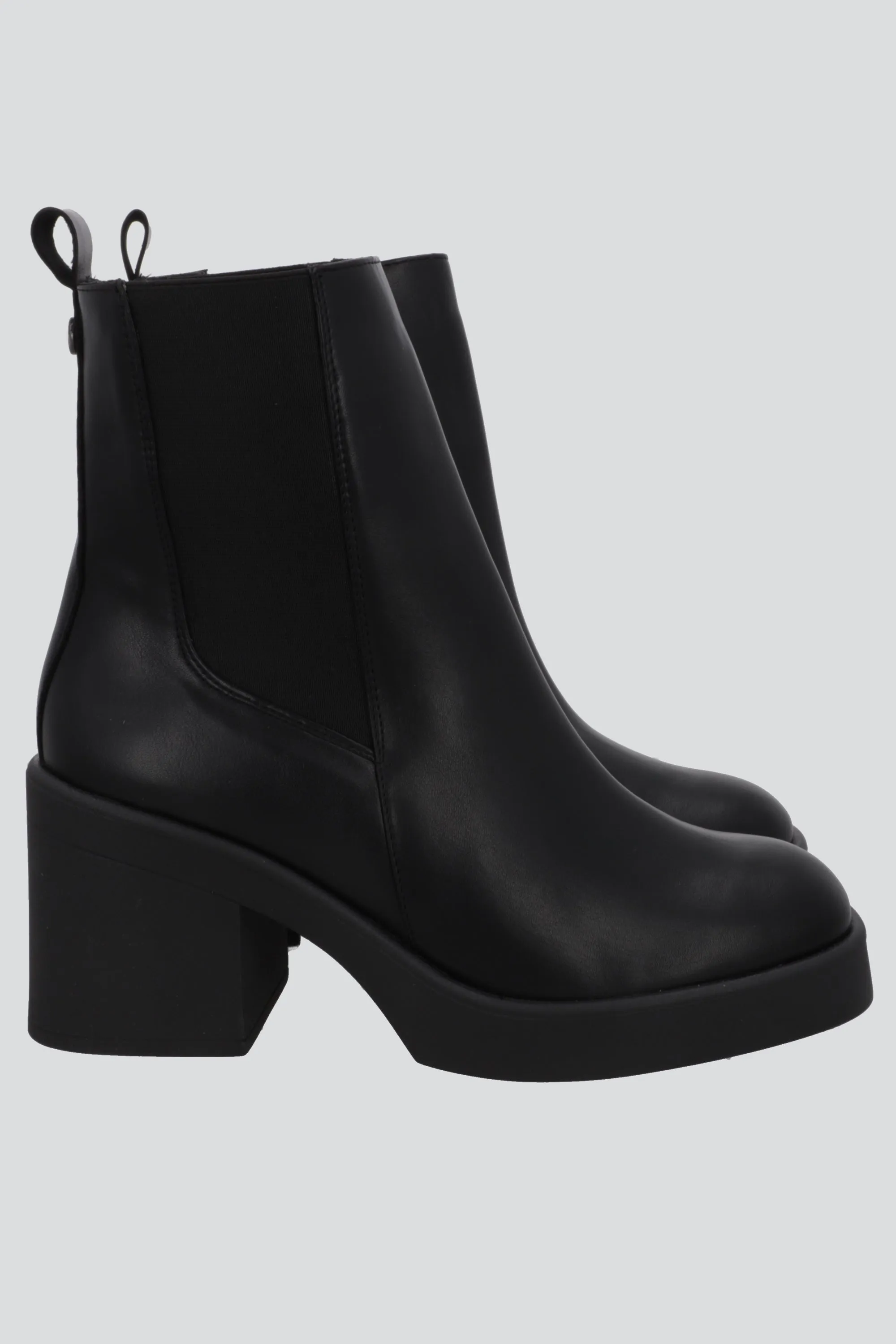 Botin chelsea bajo sold by Shasa product image thumbnail 4