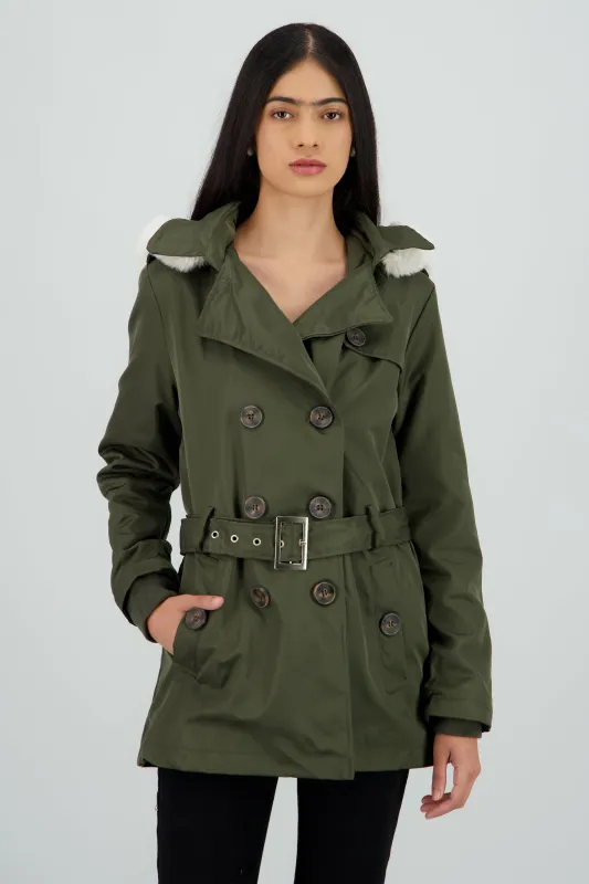 Gabardina con botones det peluche sold by Shasa