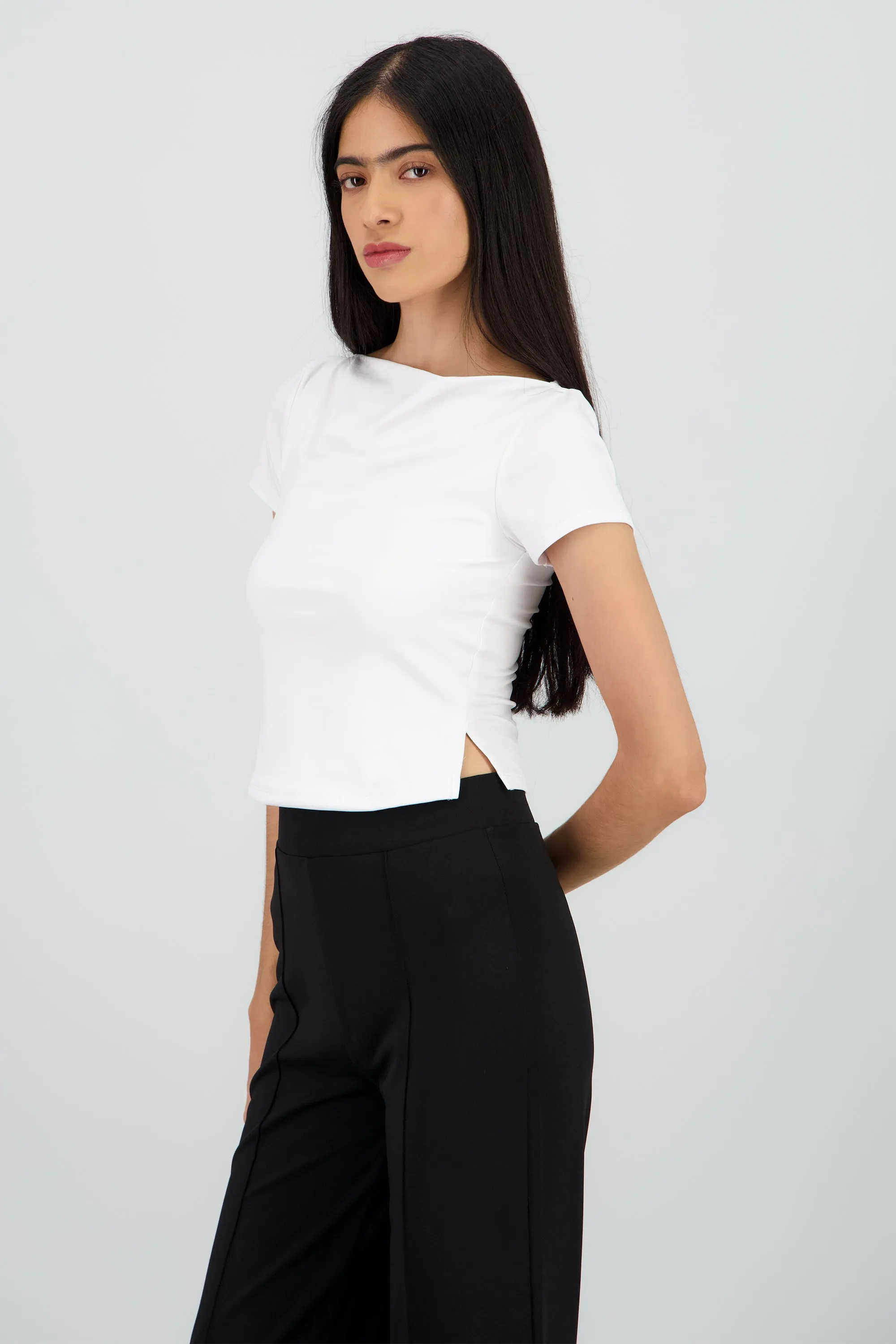 Top escote barco manga corta sold by Shasa product image thumbnail 3