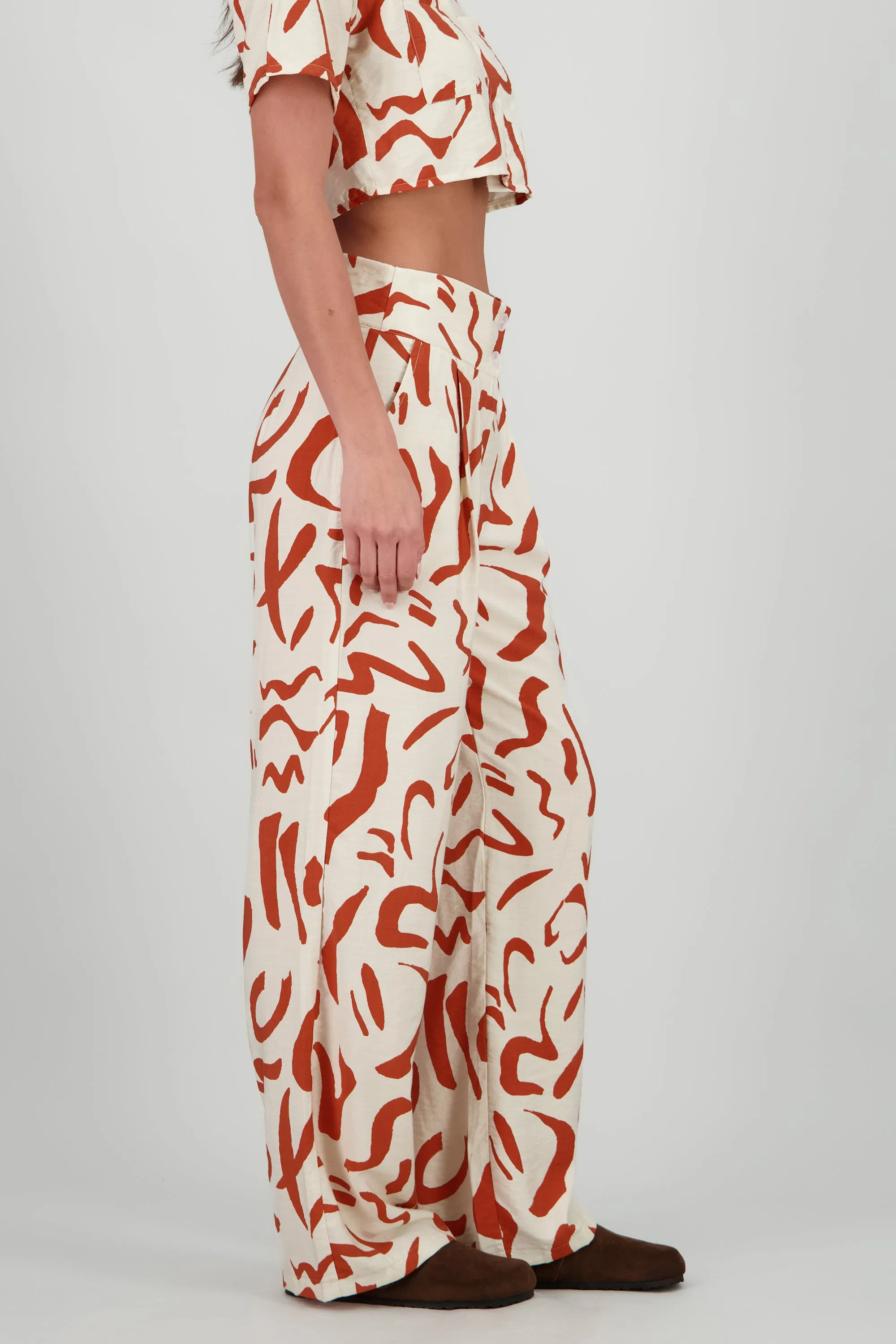 Pantalon pretina ancha estampado geometrico sold by Shasa product image thumbnail 3