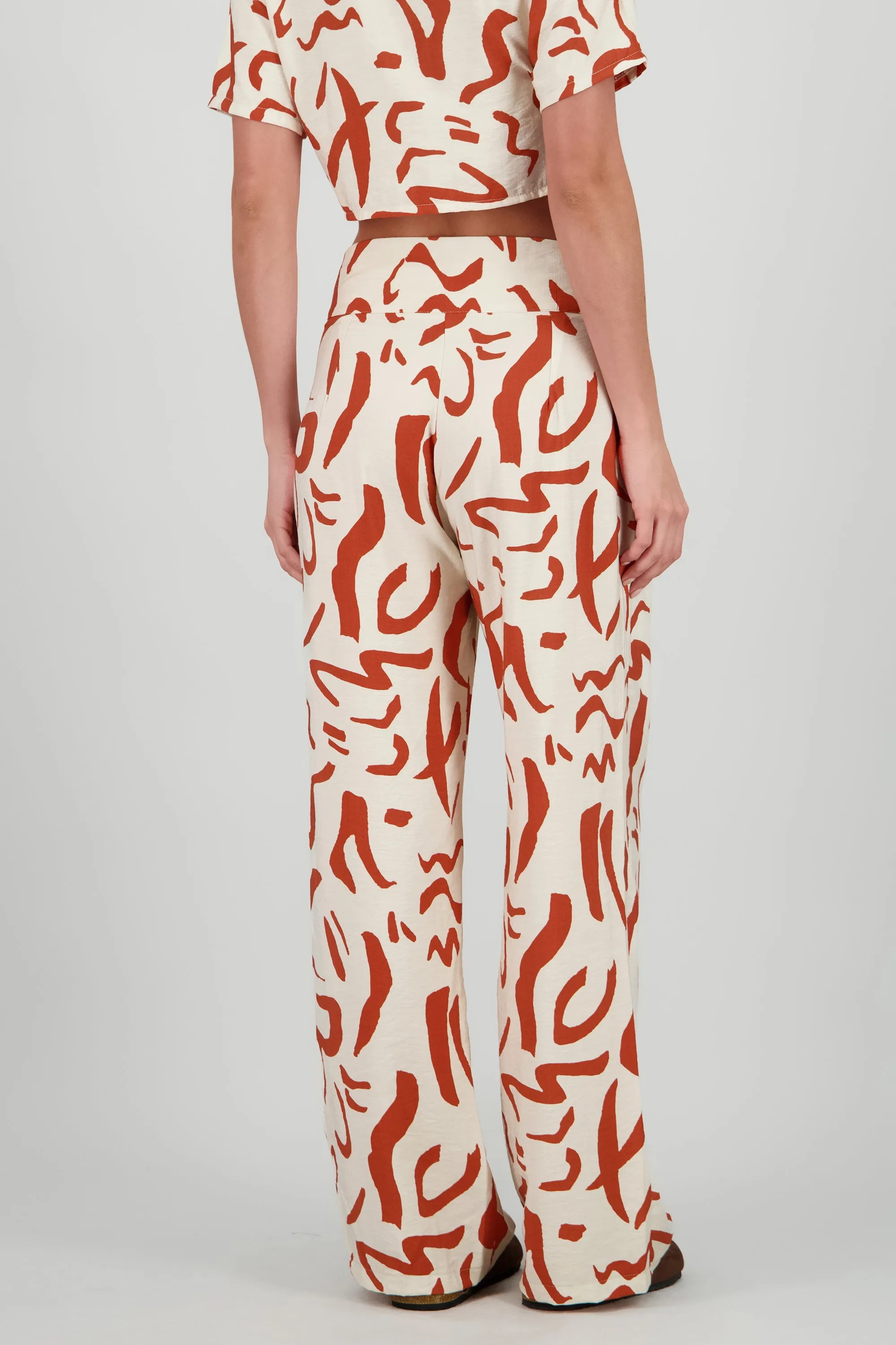 Pantalon pretina ancha estampado geometrico sold by Shasa product image thumbnail 4