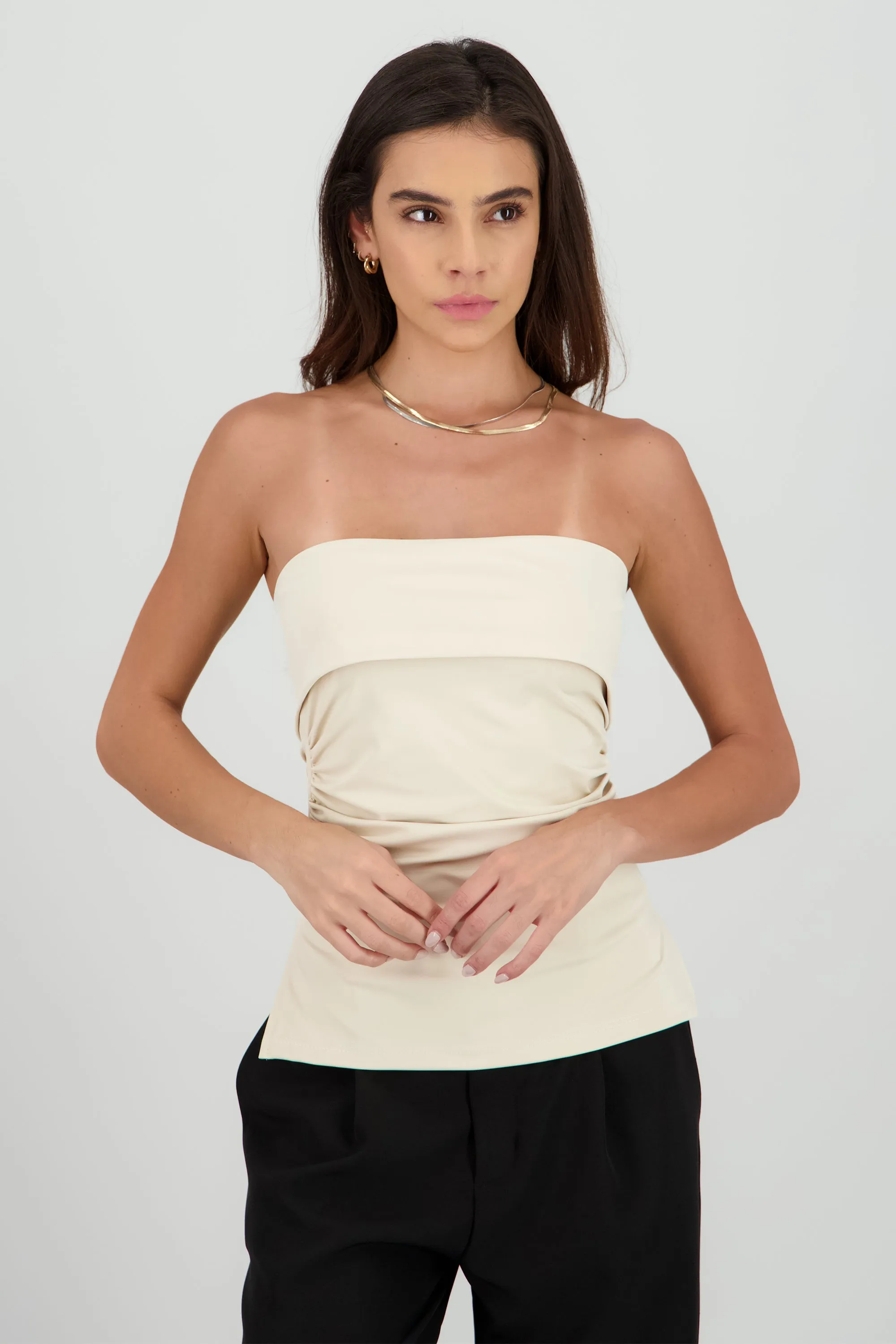 Top tubo con dobles escote Hypsters sold by Shasa product image thumbnail 2