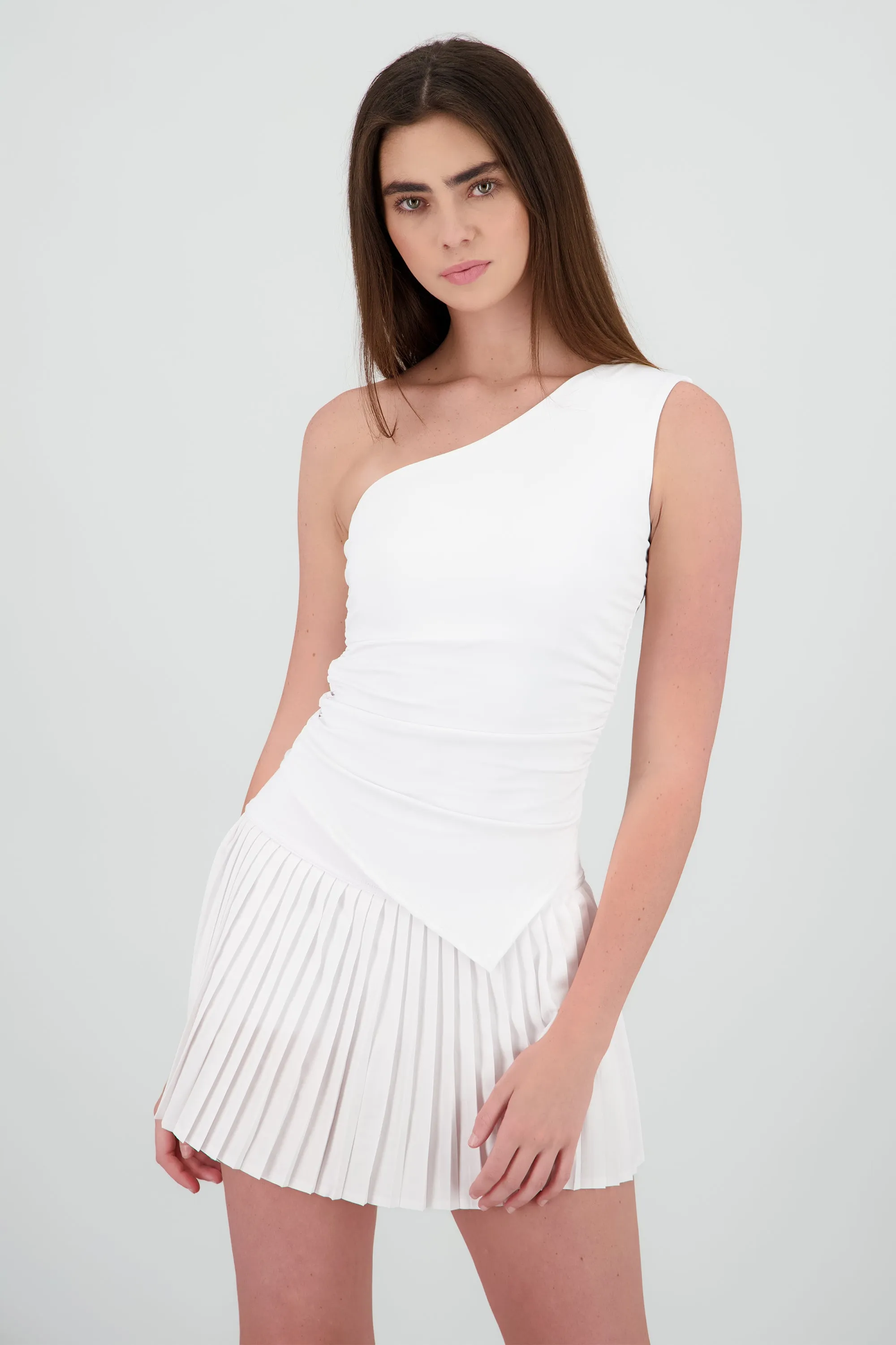 Top un hombro frunce en costados sold by Shasa