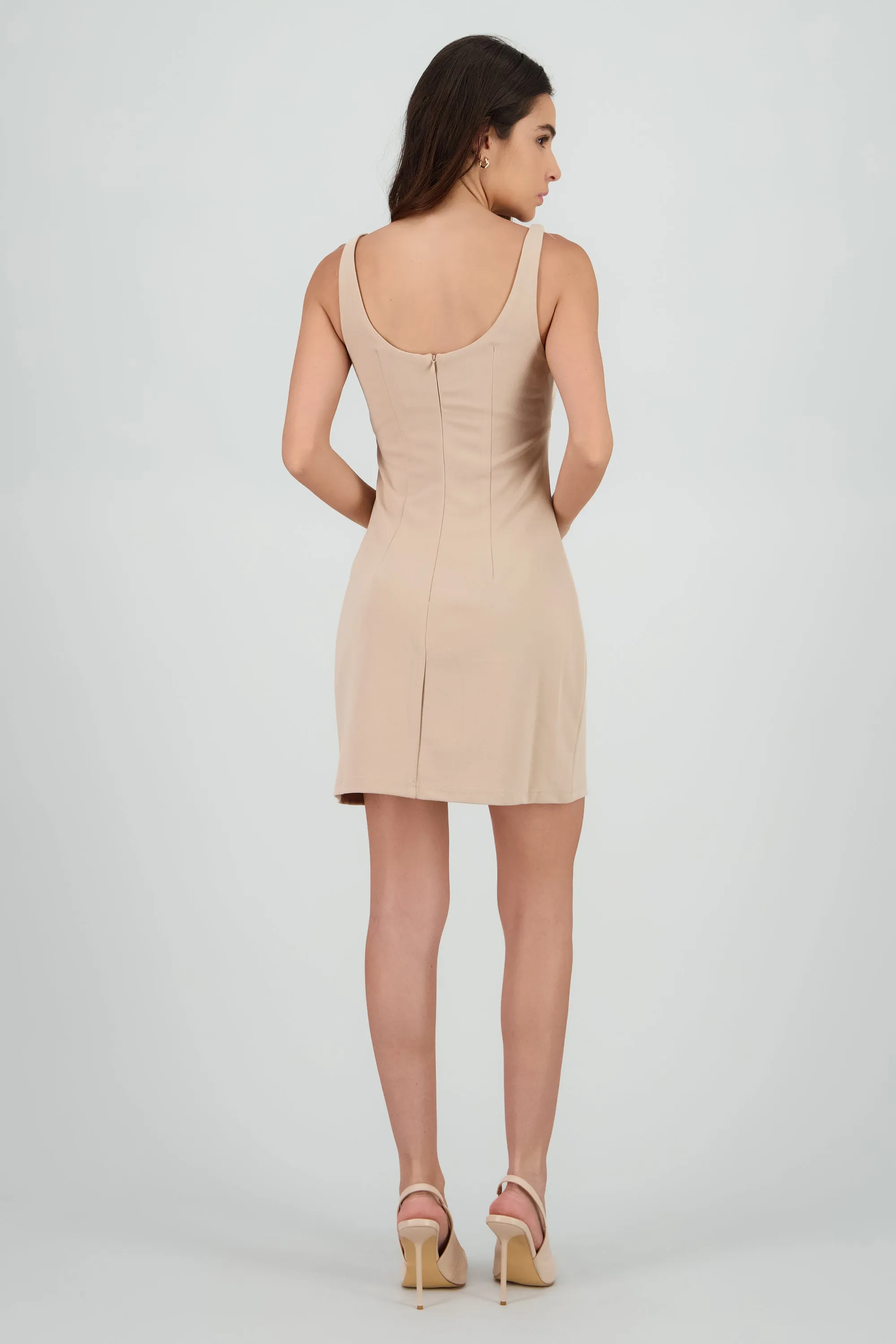 Vestido liso halter sold by Shasa product image thumbnail 4