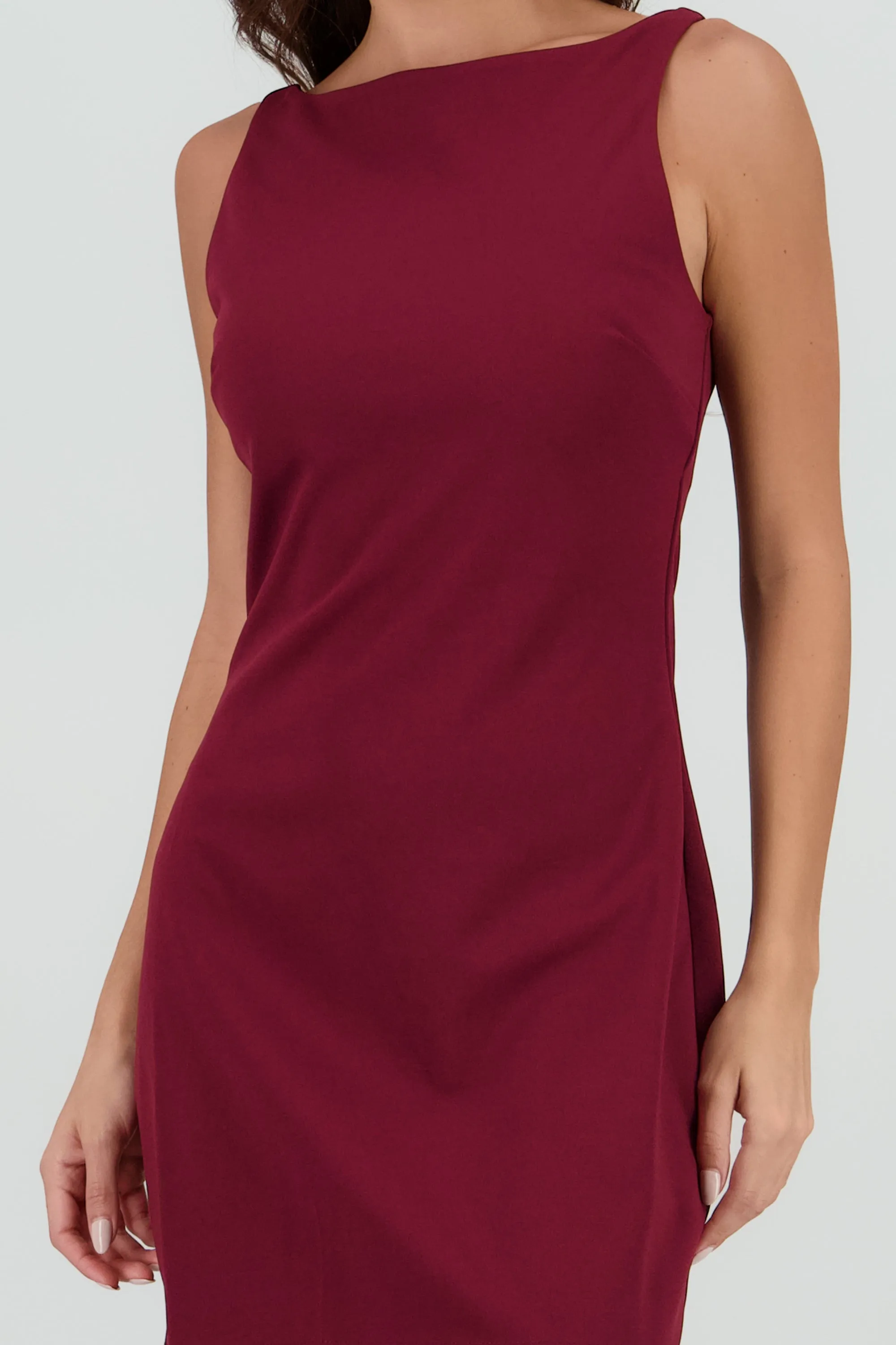 Vestido liso halter sold by Shasa product image thumbnail 5