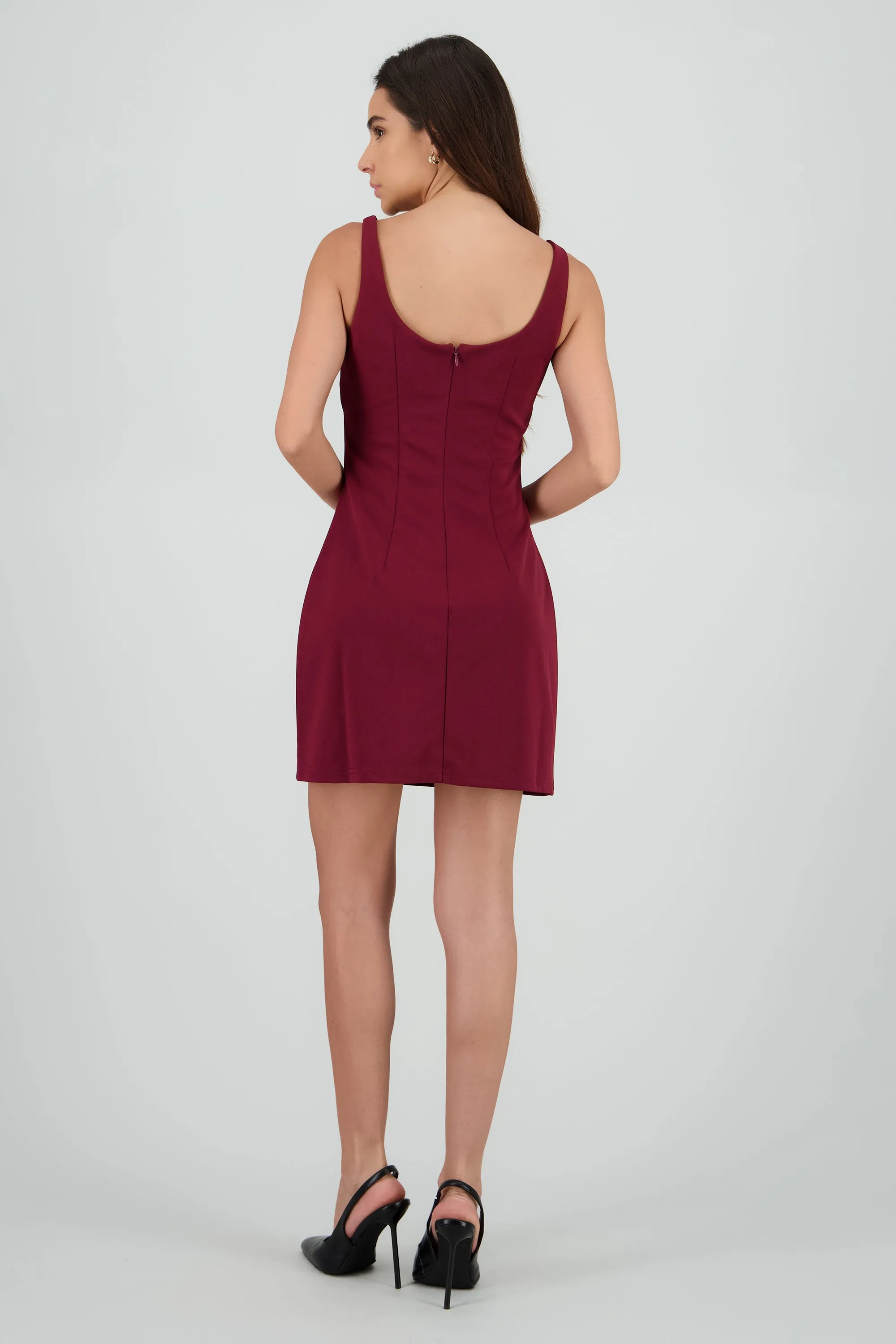 Vestido liso halter sold by Shasa product image thumbnail 4