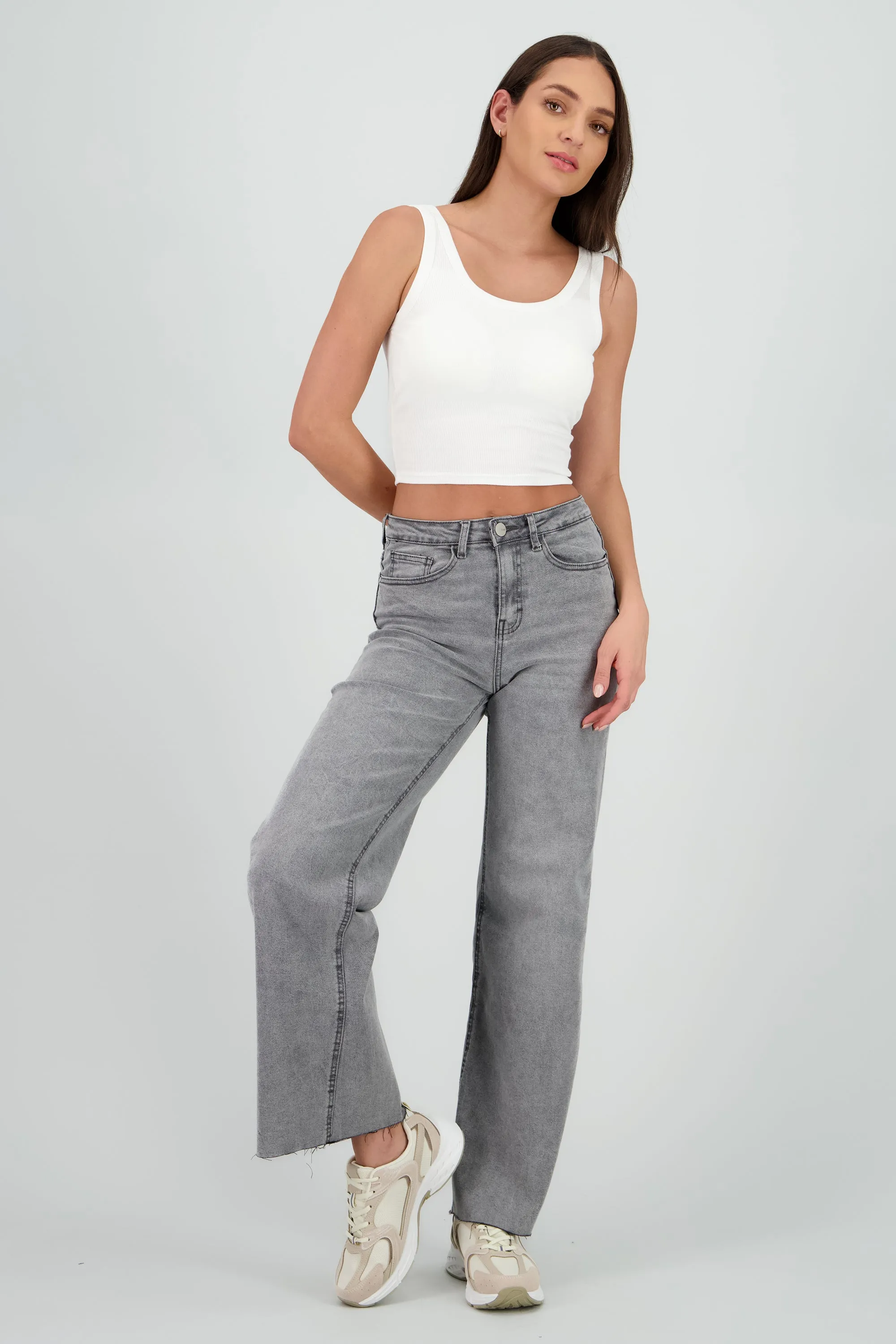 Tenis runner contraste texturas sold by Shasa