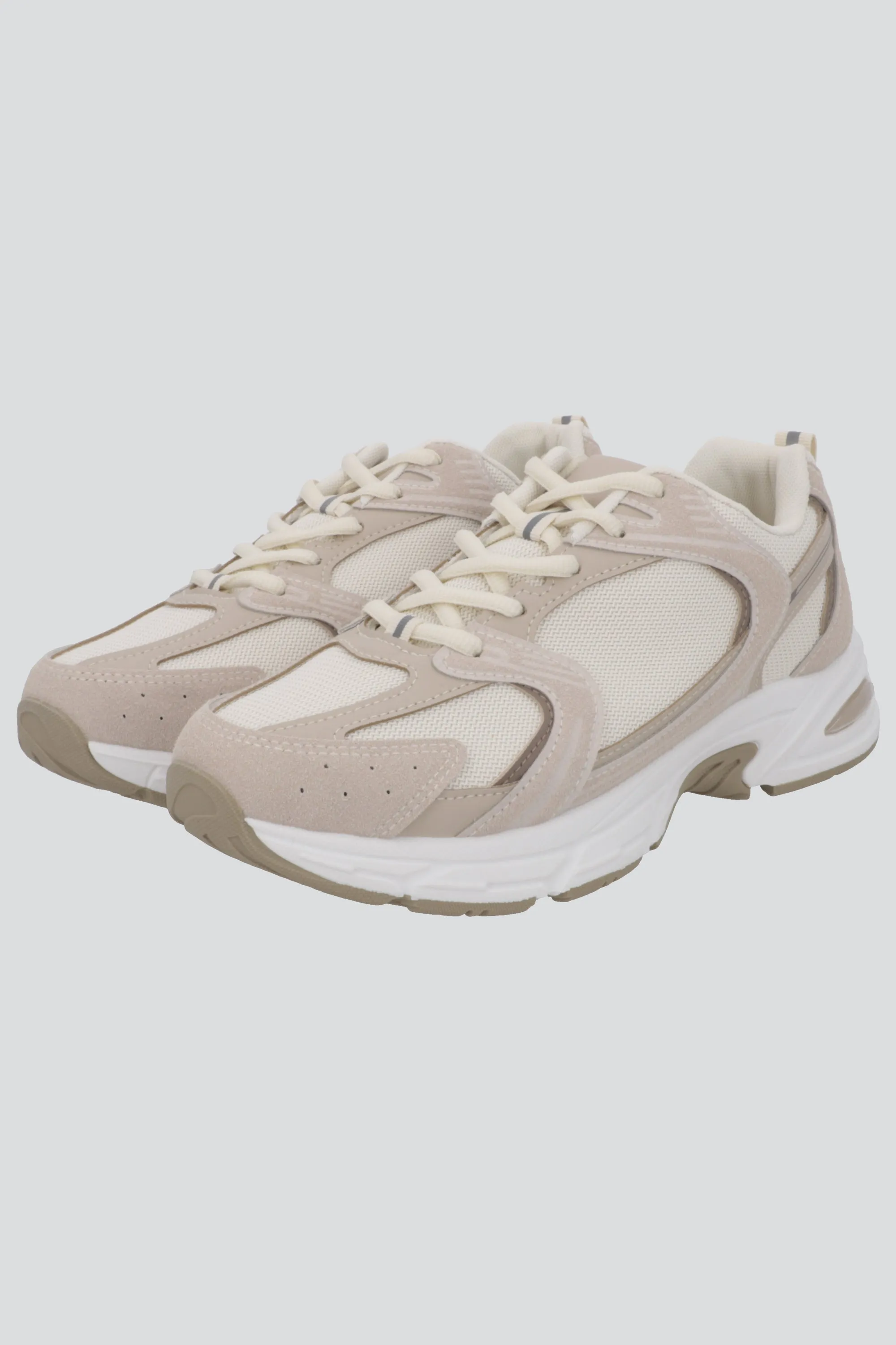 Tenis runner contraste texturas sold by Shasa product image thumbnail 3