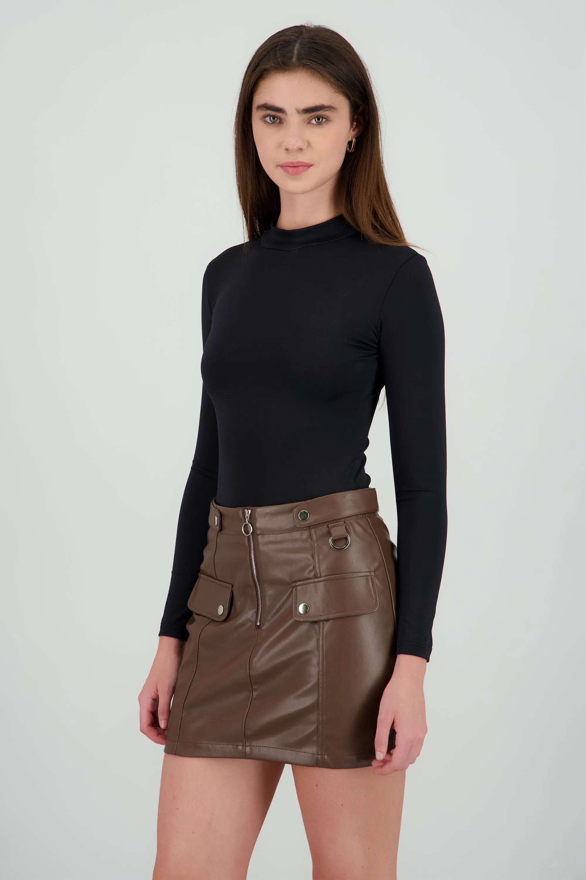 Bodysuit liso manga larga cuello alto sold by Shasa product image thumbnail 3