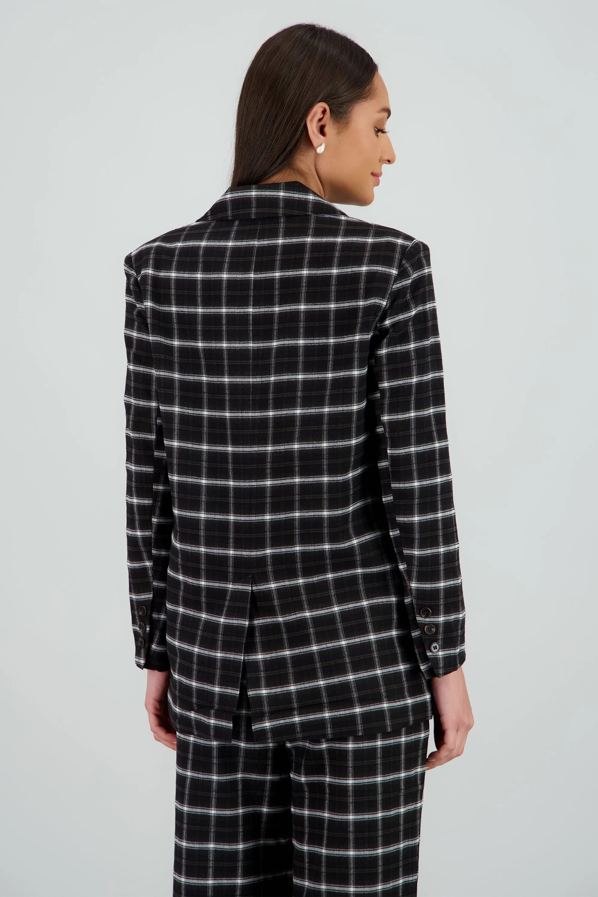 Saco oversized cuadros sold by Shasa product image thumbnail 4