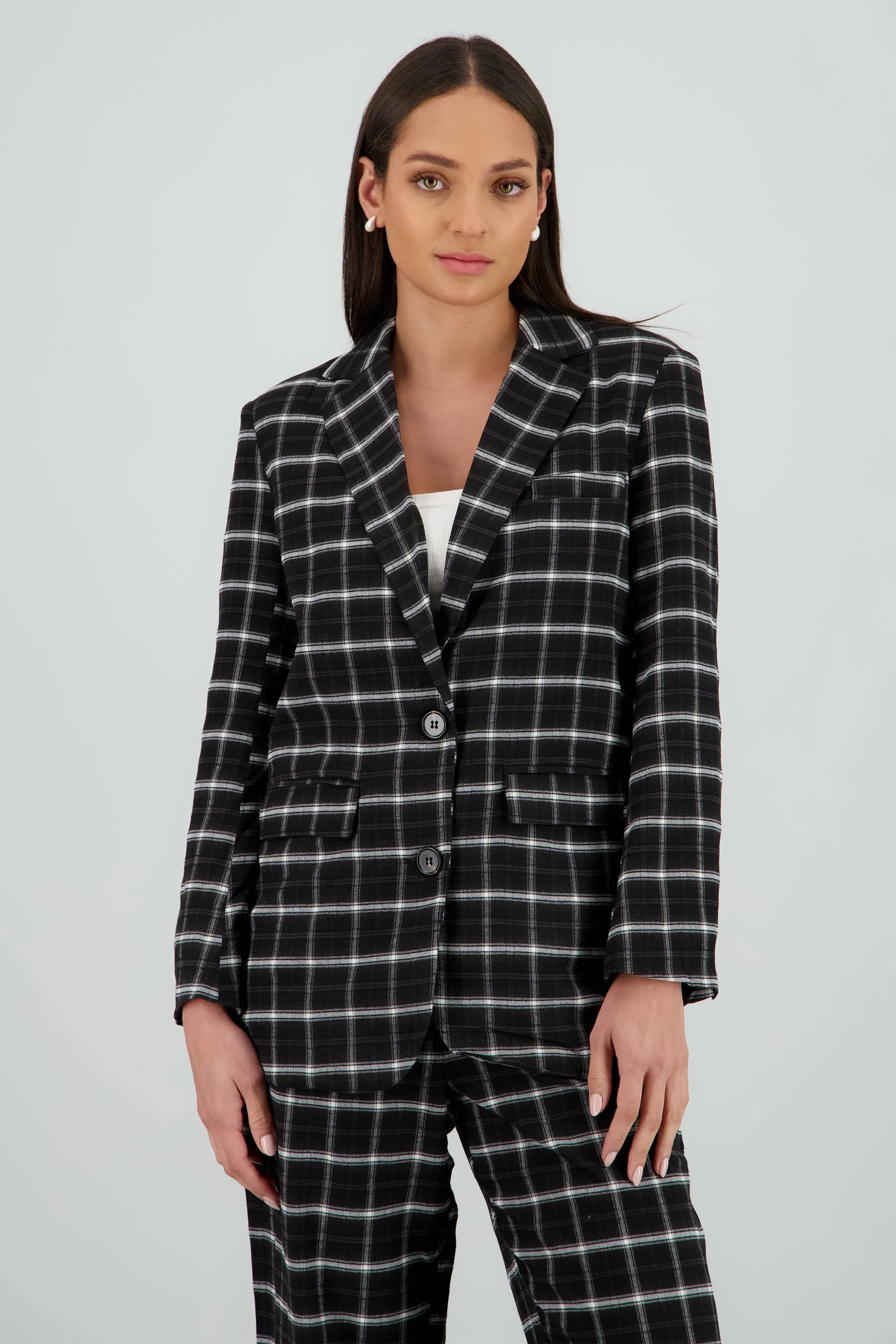 Saco oversized cuadros sold by Shasa