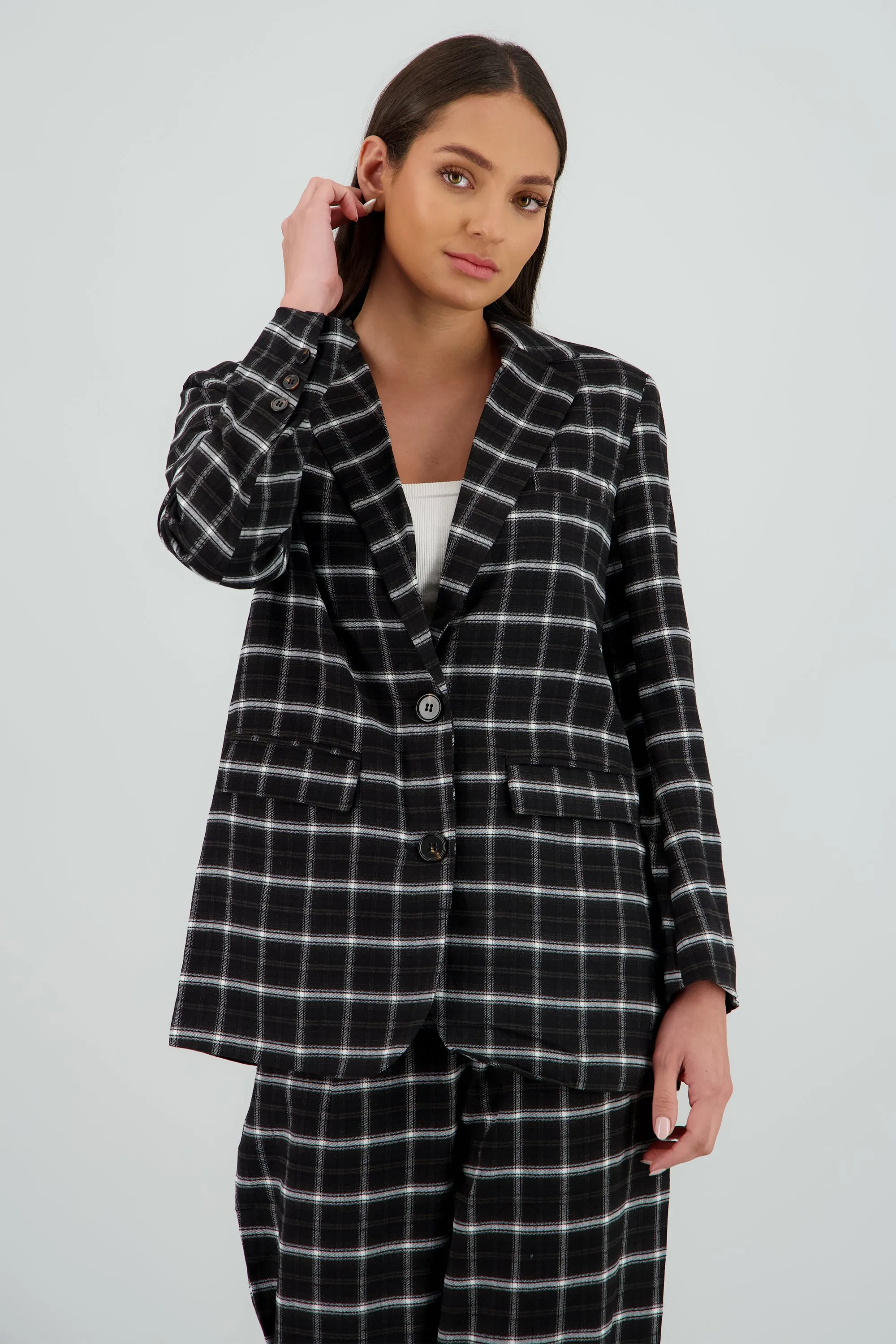 Saco oversized cuadros sold by Shasa product image thumbnail 2