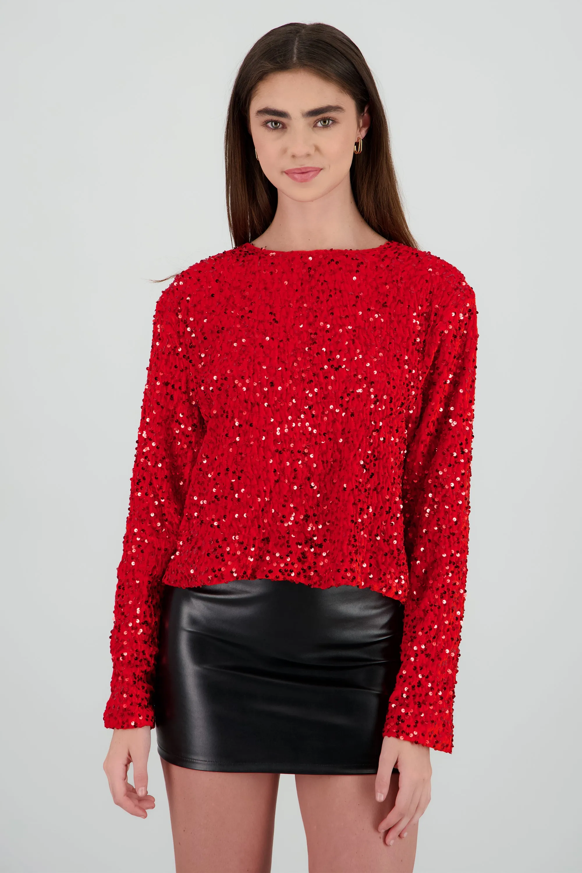 Blusa lentejuelas detalle escote espalda con moño sold by Shasa