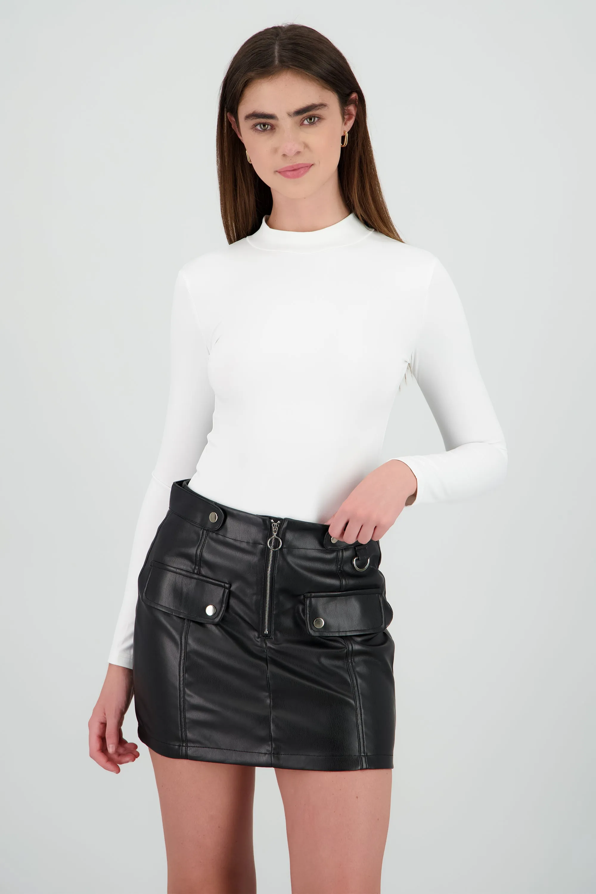 Bodysuit liso manga larga cuello alto sold by Shasa product image thumbnail 2