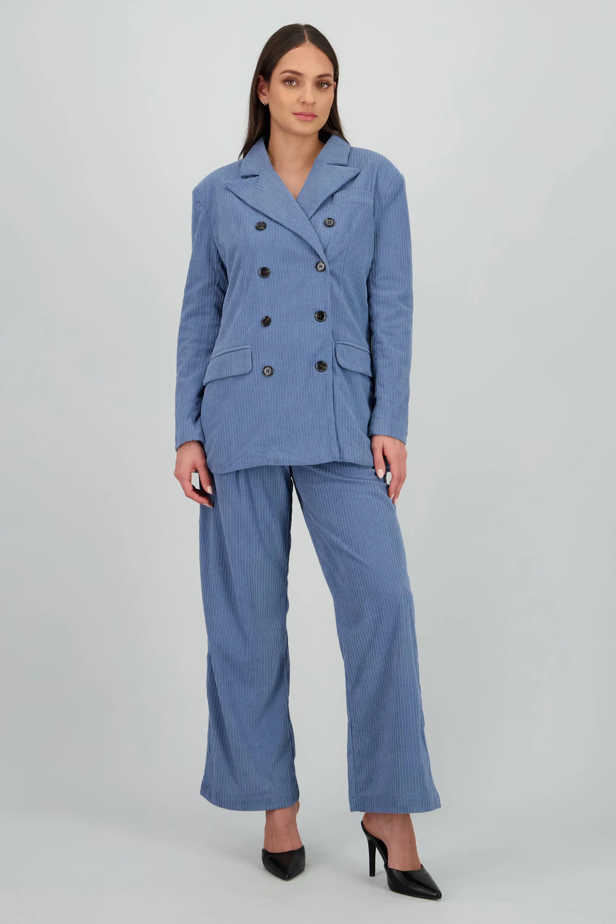 Pantalon amplio de pana sold by Shasa