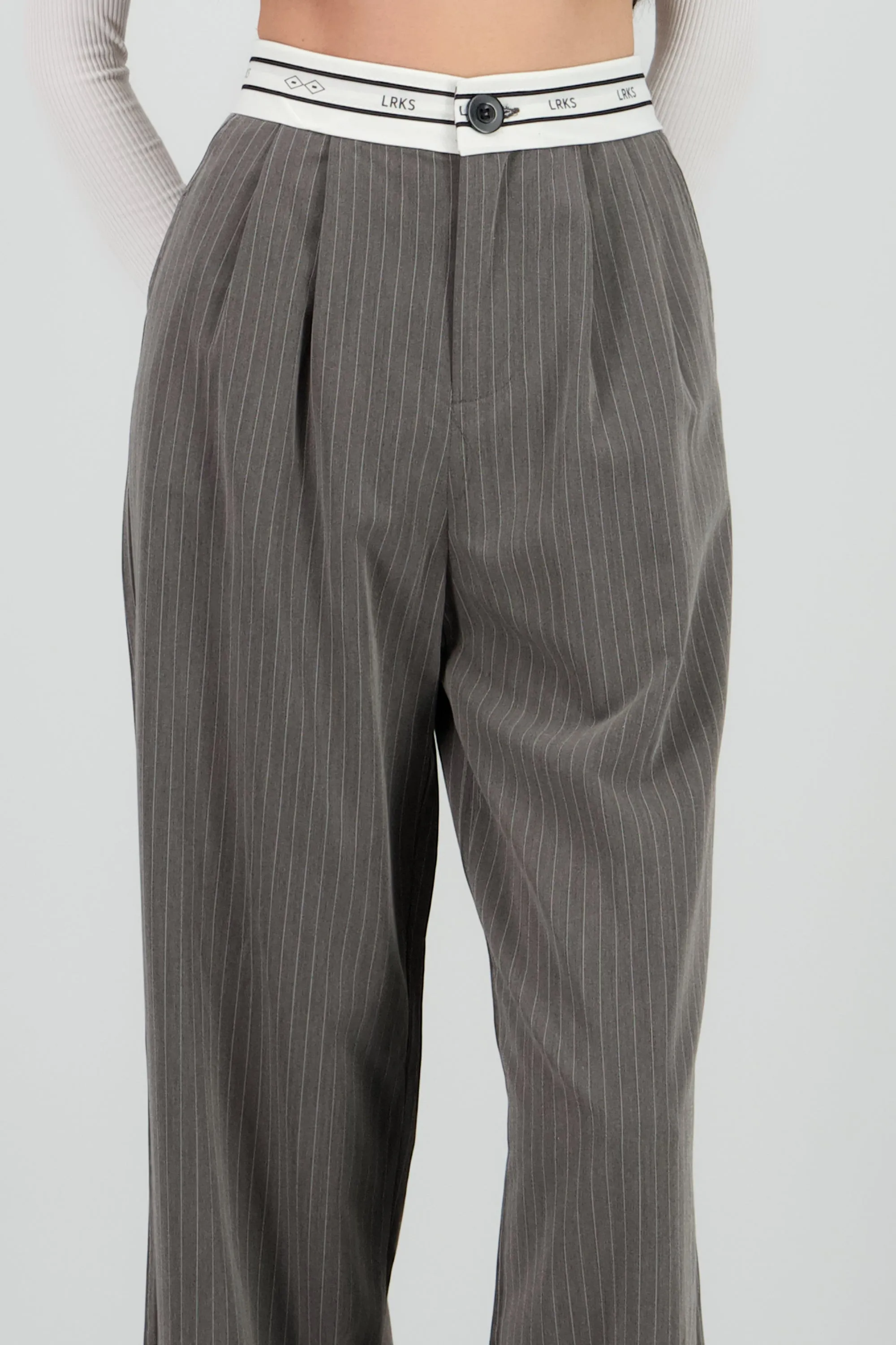 Pantalon amplio detalle pretina sold by Shasa product image thumbnail 5