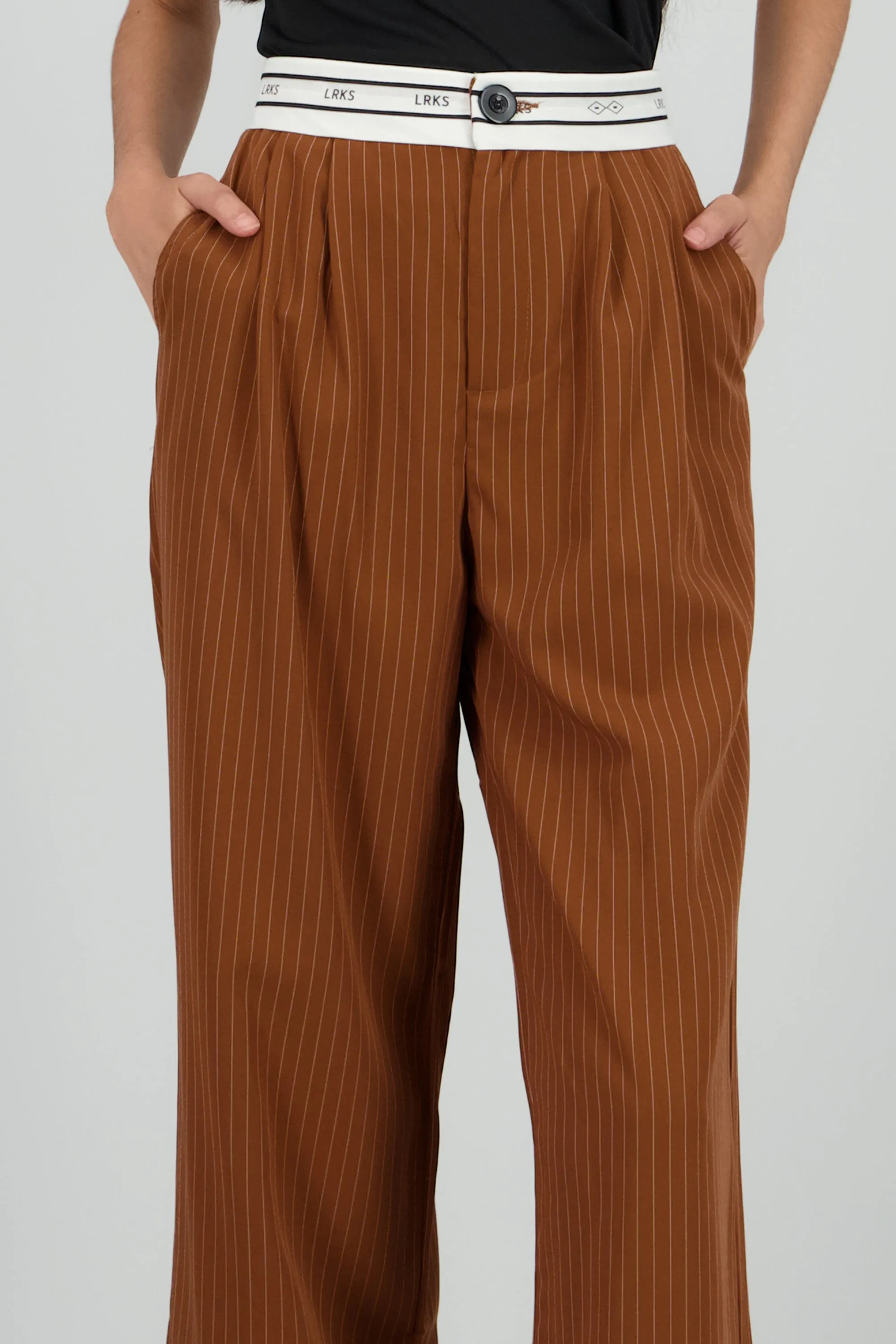 Pantalon amplio detalle pretina sold by Shasa product image thumbnail 5