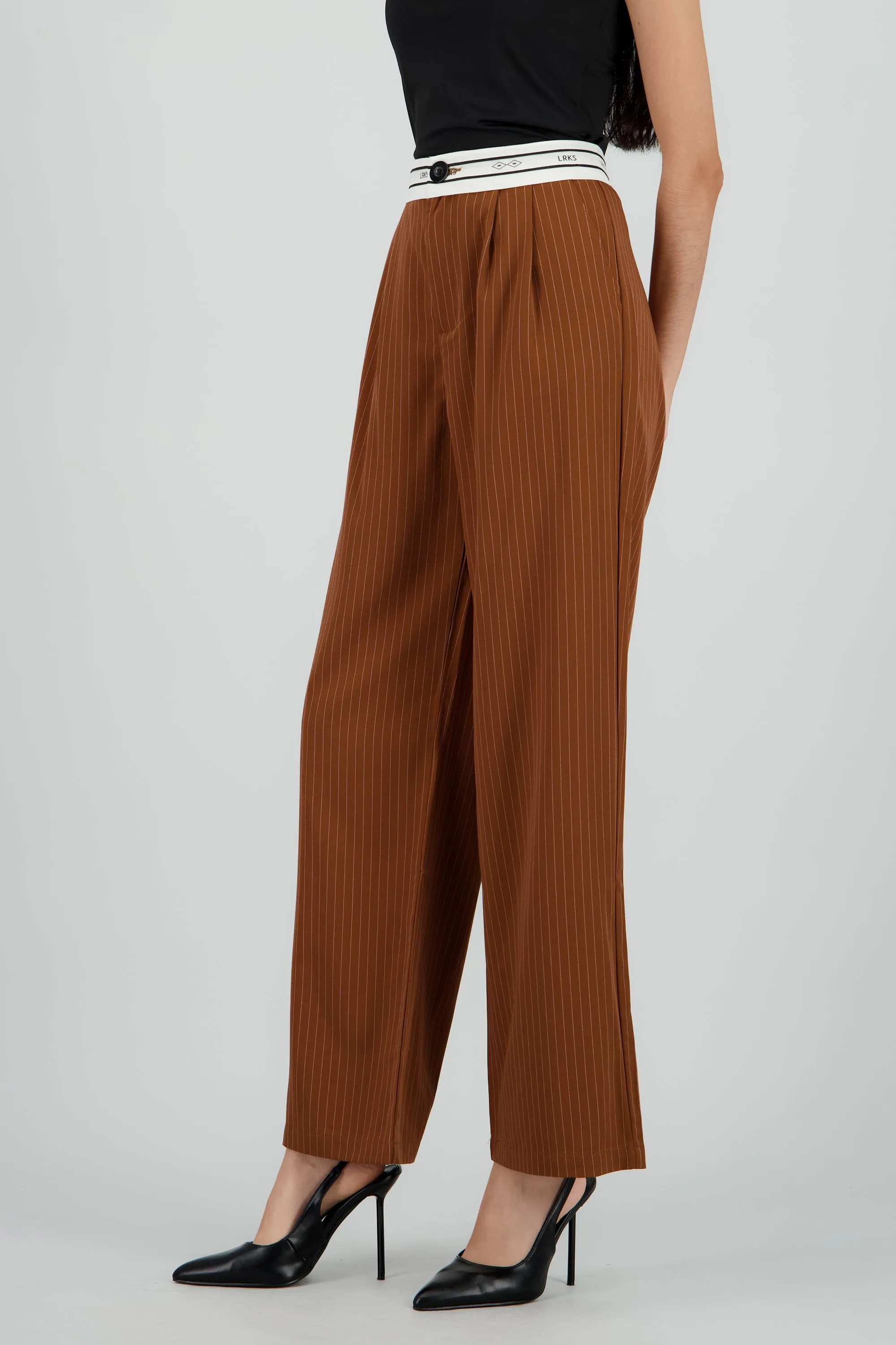 Pantalon amplio detalle pretina sold by Shasa product image thumbnail 3