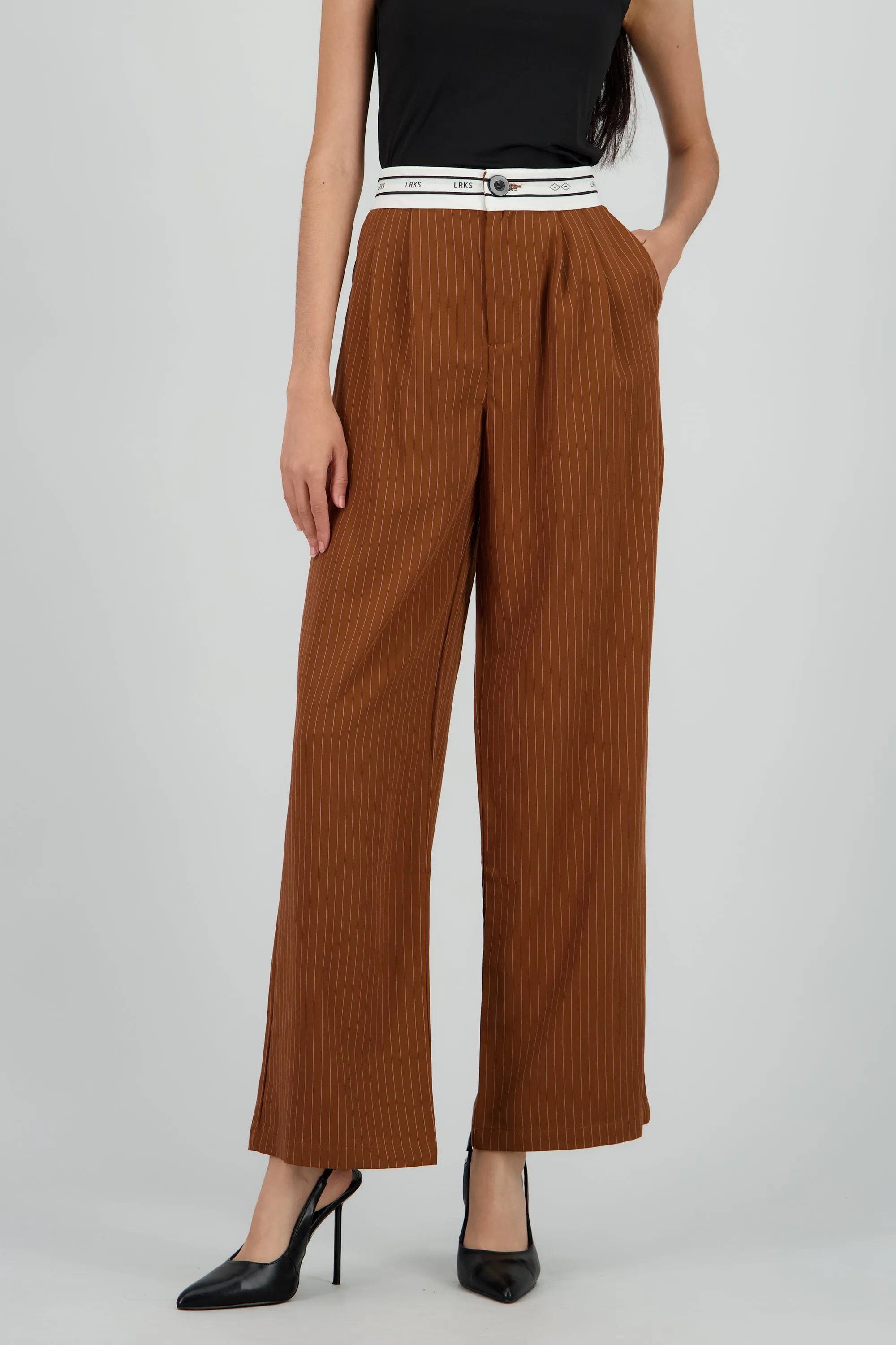 Pantalon amplio detalle pretina sold by Shasa product image thumbnail 2