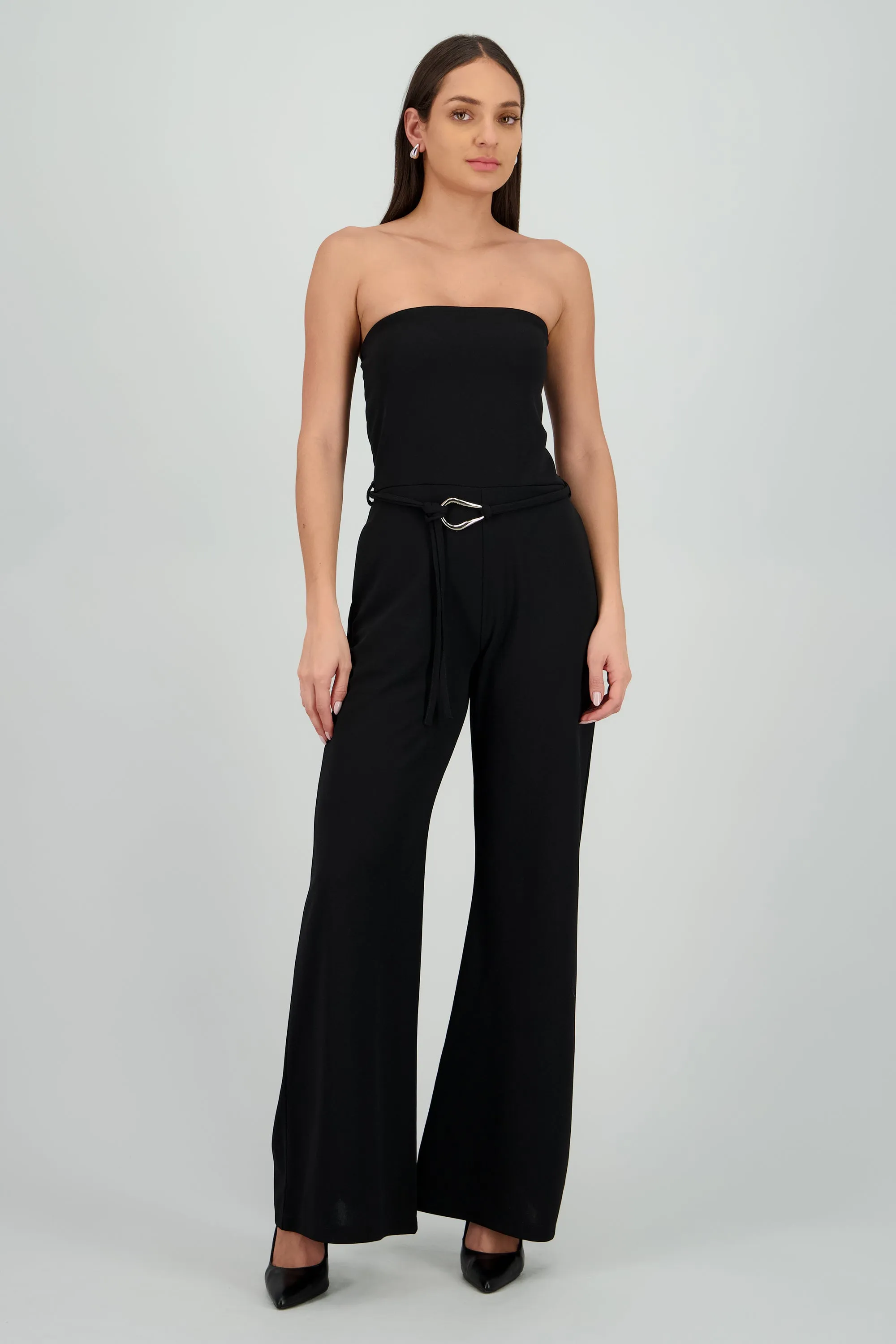 Jumpsuit strapless liso det cinturon sold by Shasa