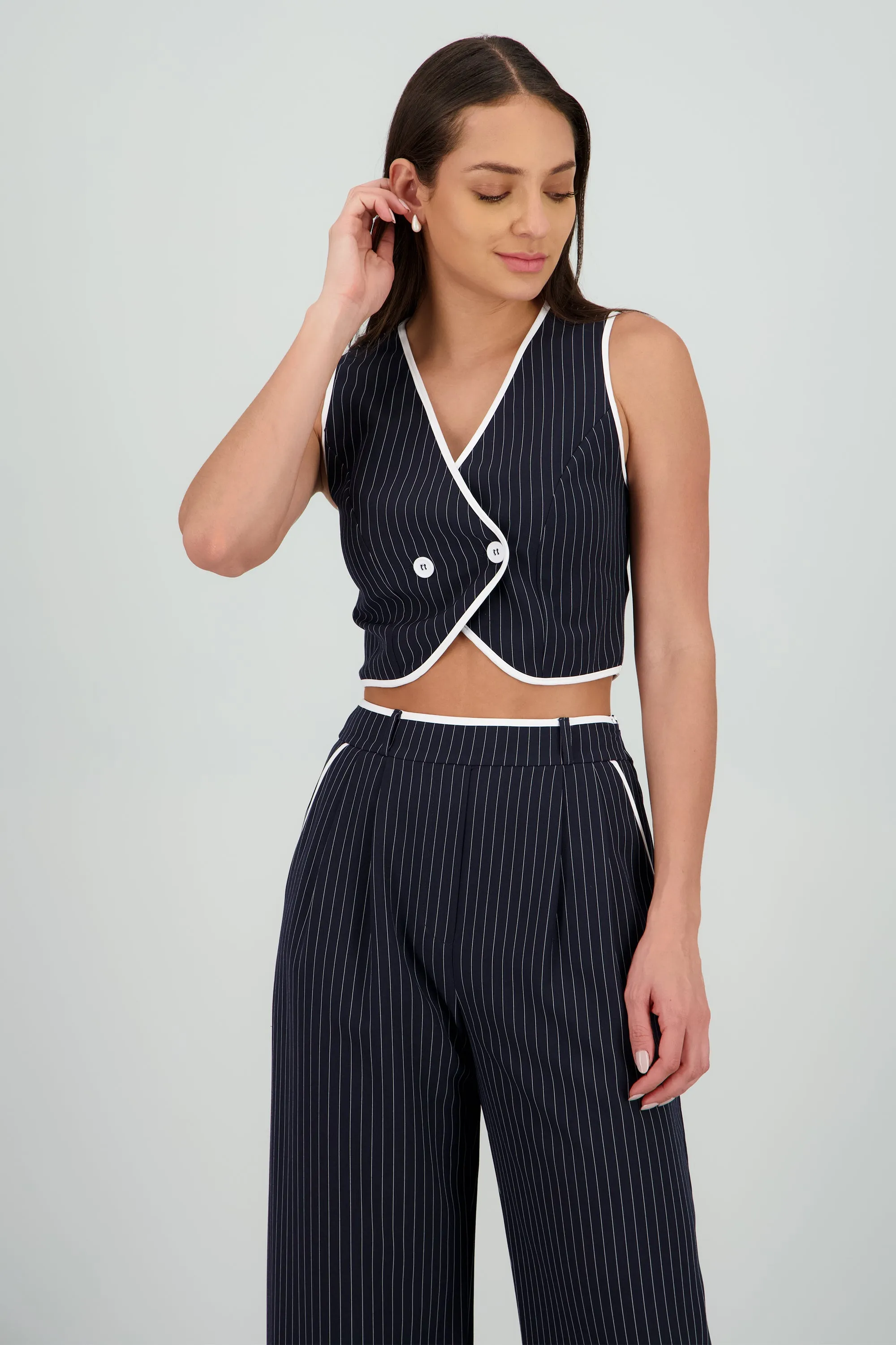 Chaleco cruzado rayas con contraste sold by Shasa product image thumbnail 2