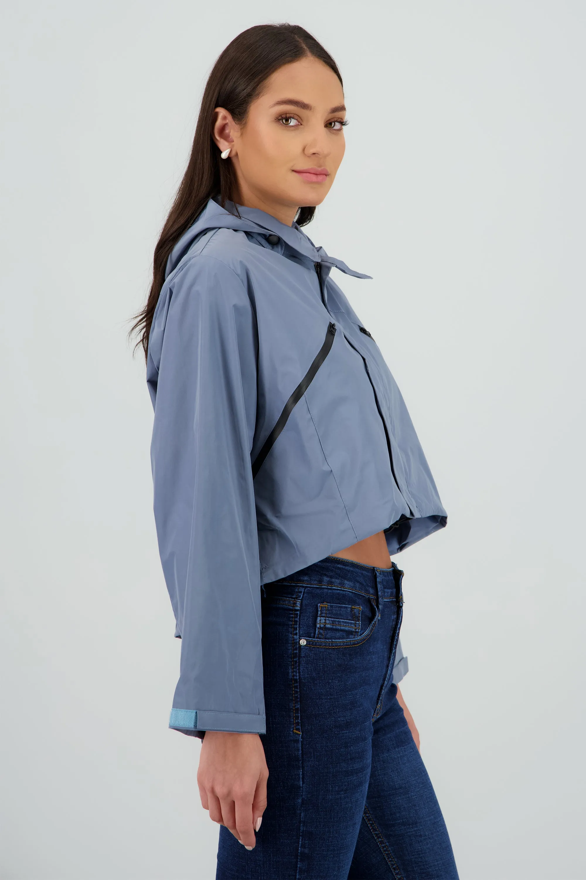 Chamarra ligera crop sold by Shasa product image thumbnail 3