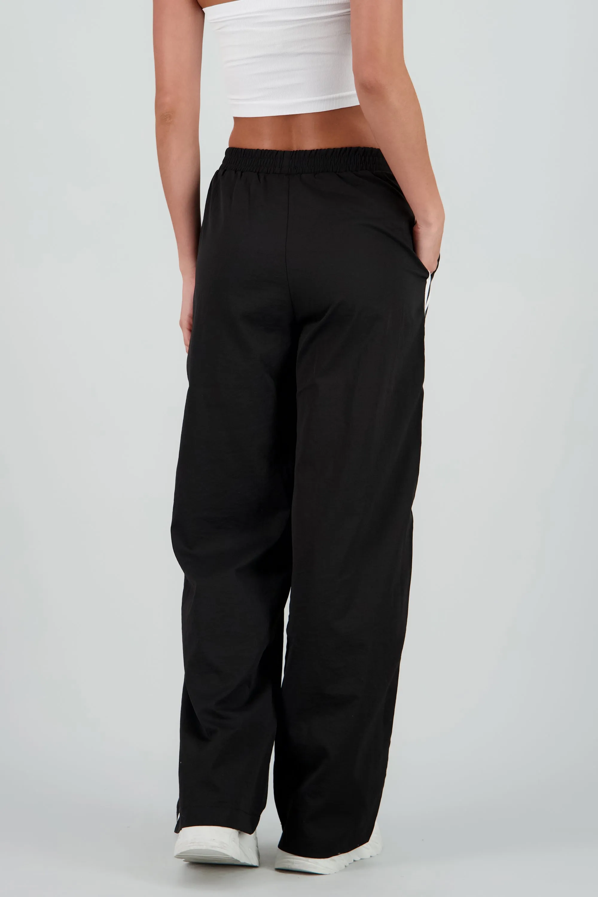 Pantalon amplio detalle contraste lineas sold by Shasa product image thumbnail 4