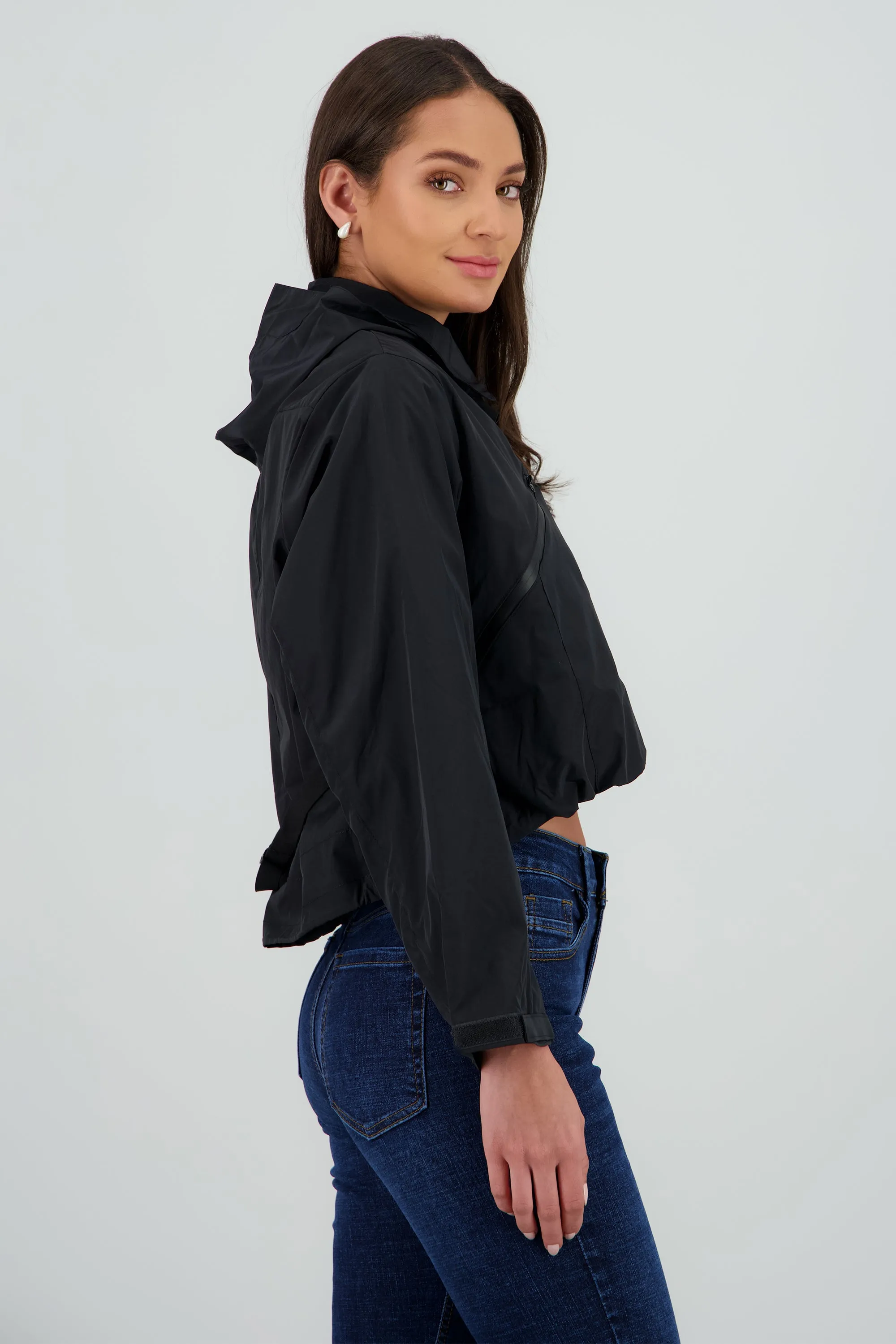 Chamarra ligera crop sold by Shasa product image thumbnail 3