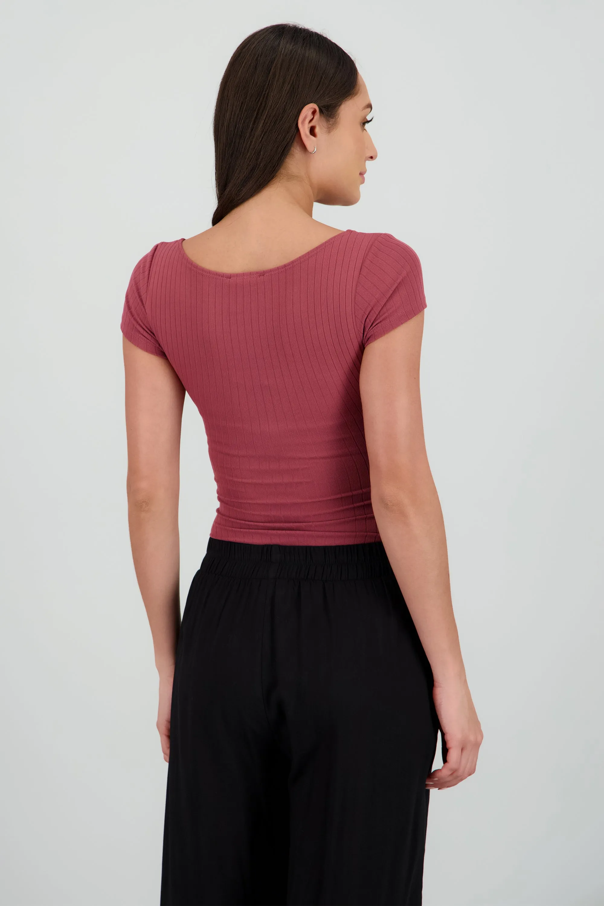 Body escote cuadrado manga corta sold by Shasa product image thumbnail 4