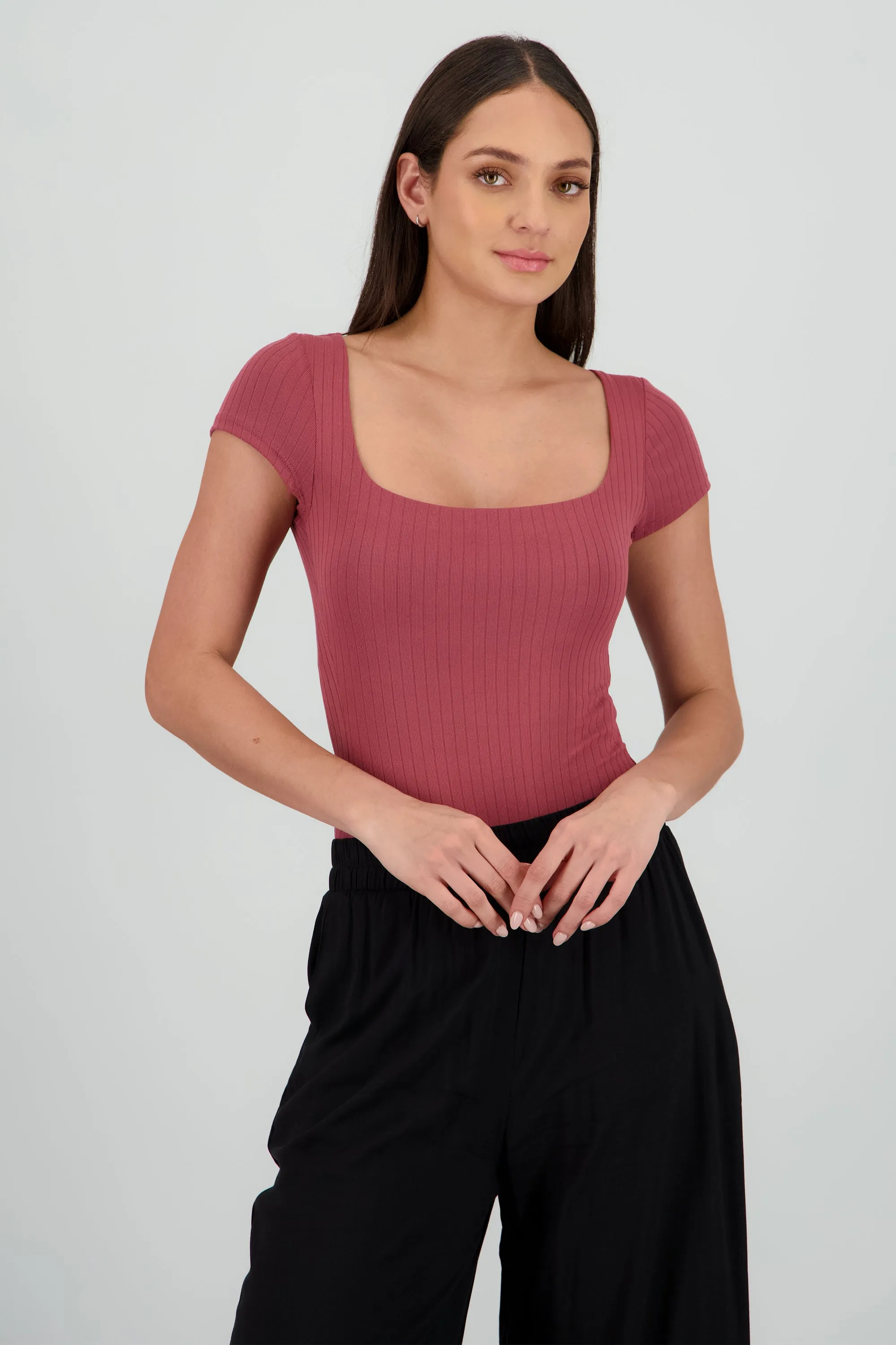 Body escote cuadrado manga corta sold by Shasa product image thumbnail 2