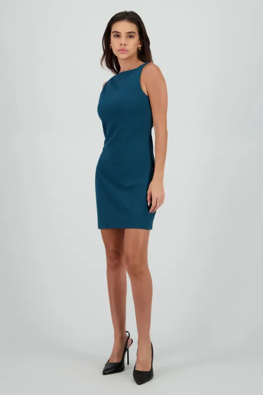 Vestido liso halter sold by Shasa