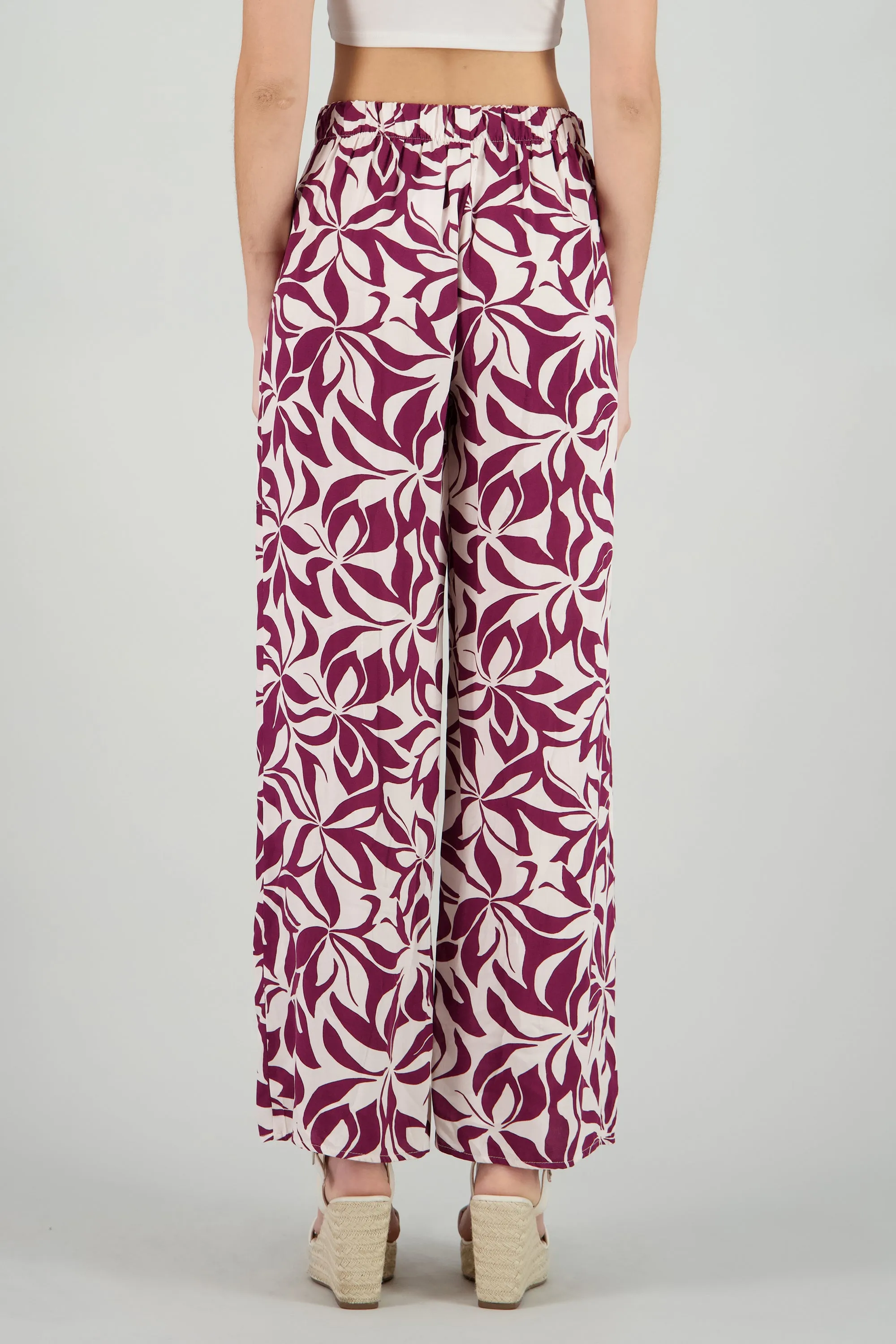 Pantalon amplio pinzas detalle estampado sold by Shasa product image thumbnail 4