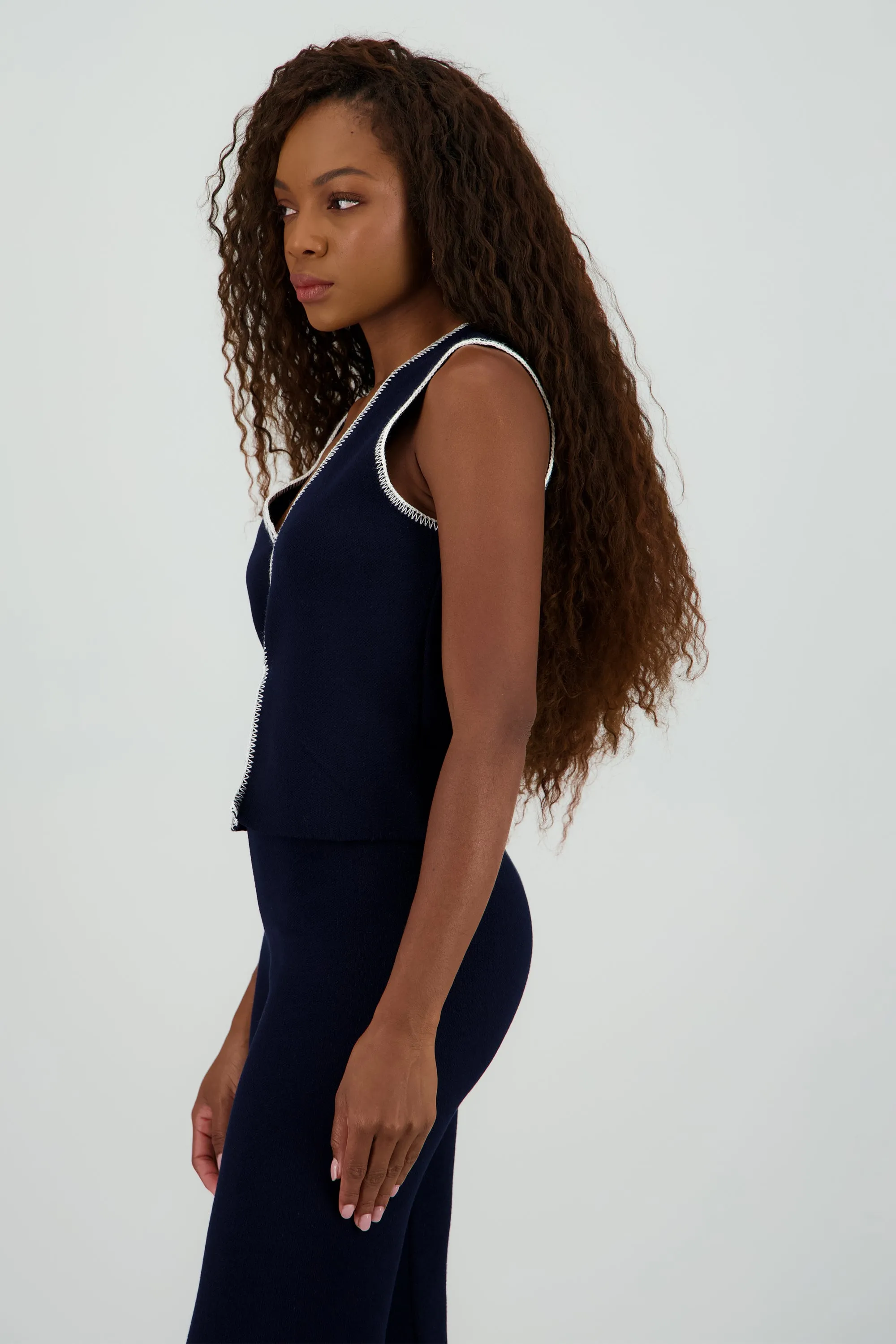 Chaleco detalle contorno sold by Shasa product image thumbnail 3